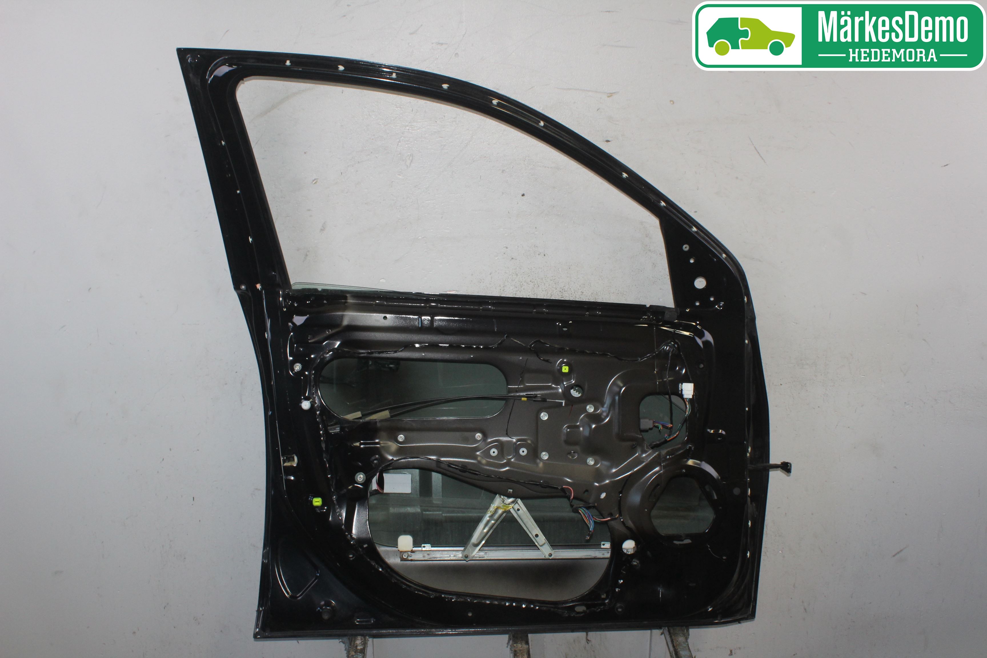 Mitsubishi OUTLANDER 07-12 Dør 4D Foran Venstre