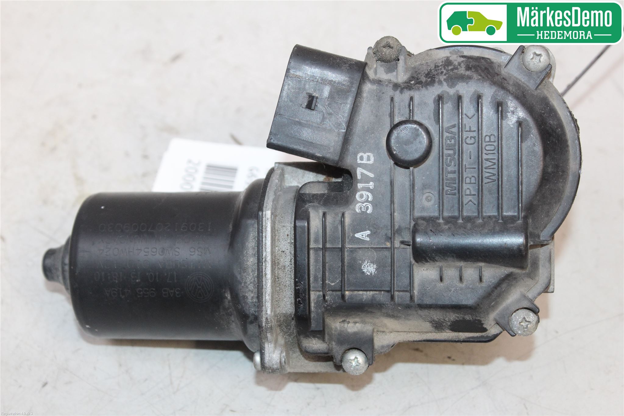Volkswagen VW PASSAT 11-14 Viskermotor Frontrute