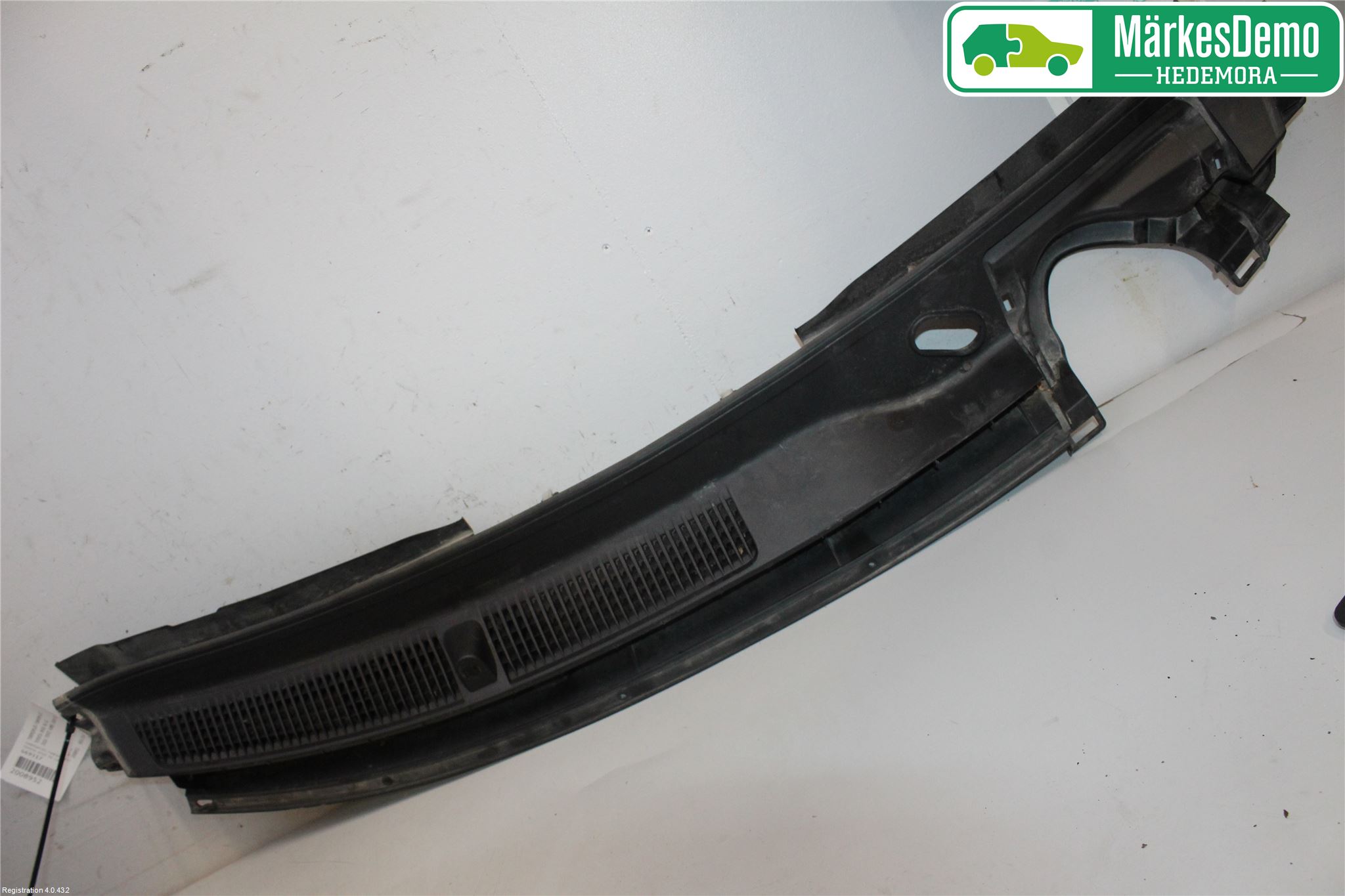 Toyota AYGO 15-21 Visker Deksel-Grill-Under Frr