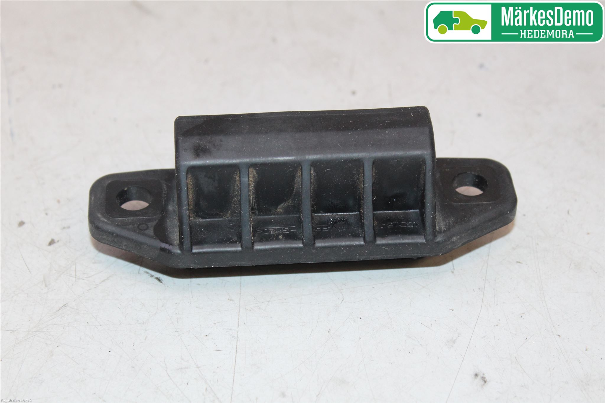 Toyota AURIS 13-19 Bakluke Handtak Ytre