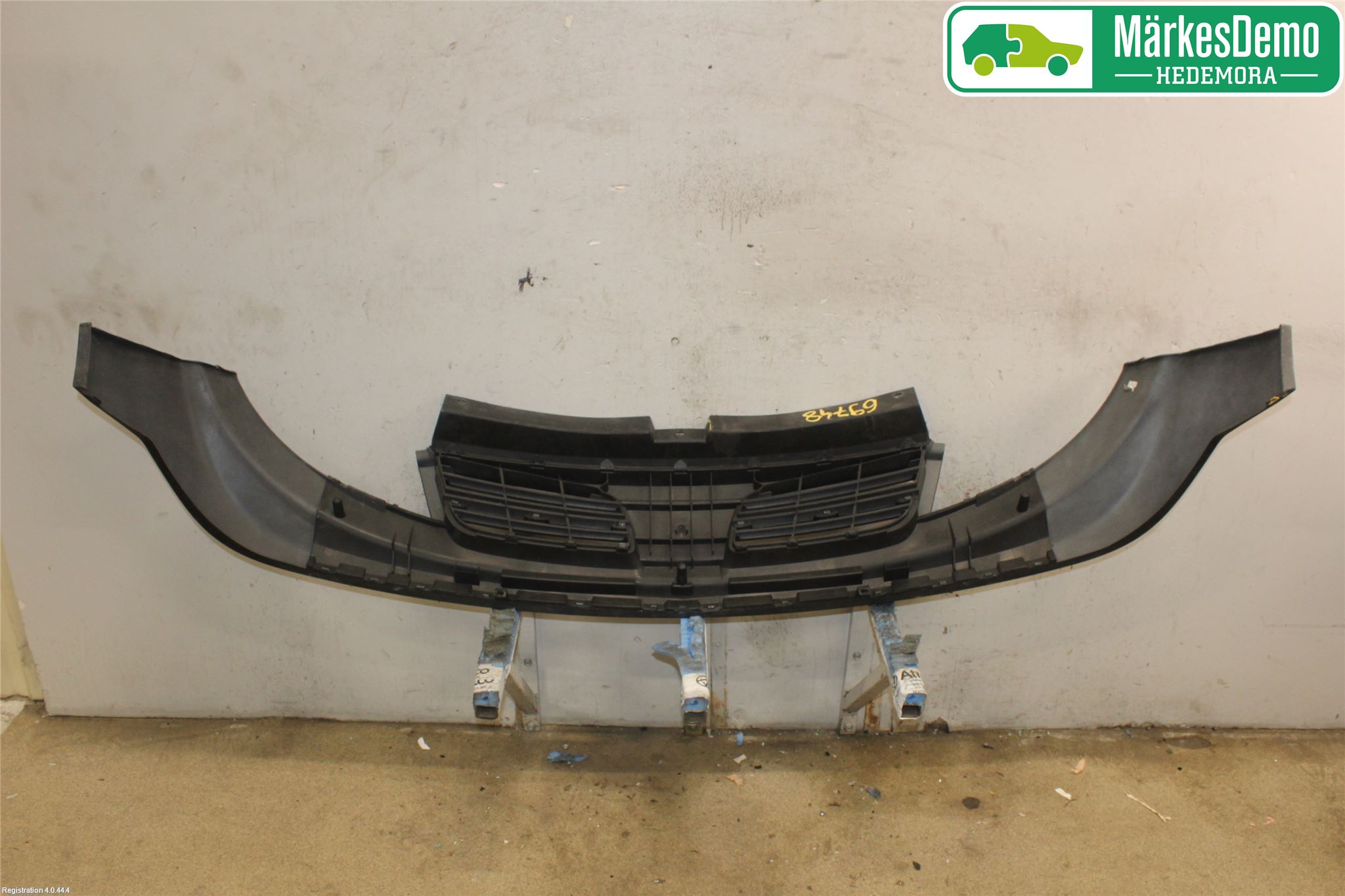 Nissan PRIMASTAR Grill Komplett