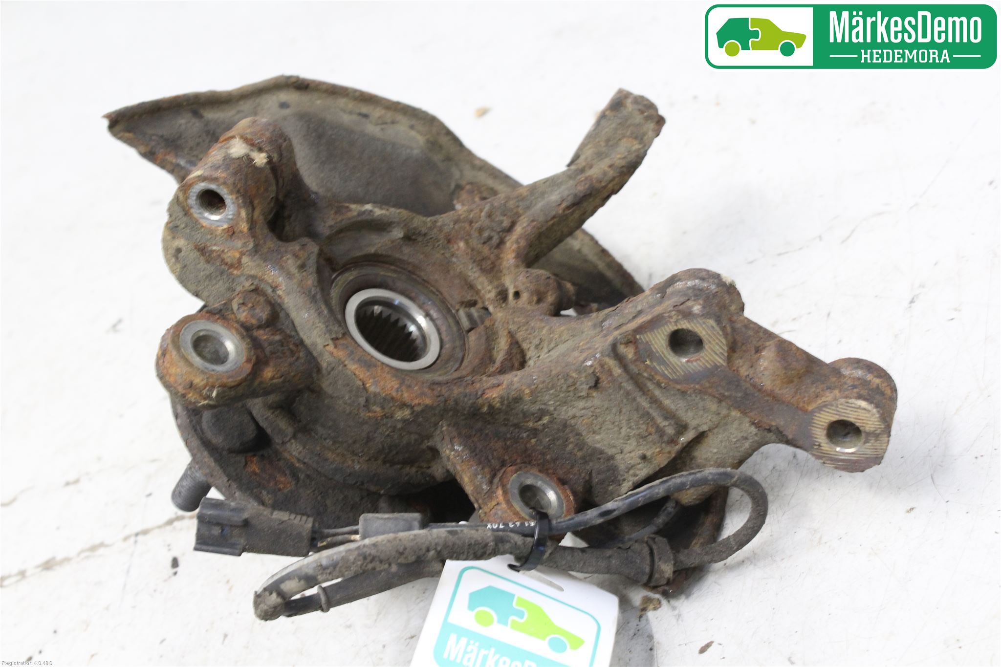 Mazda 2 (DE) 08-15 Spindel Vf