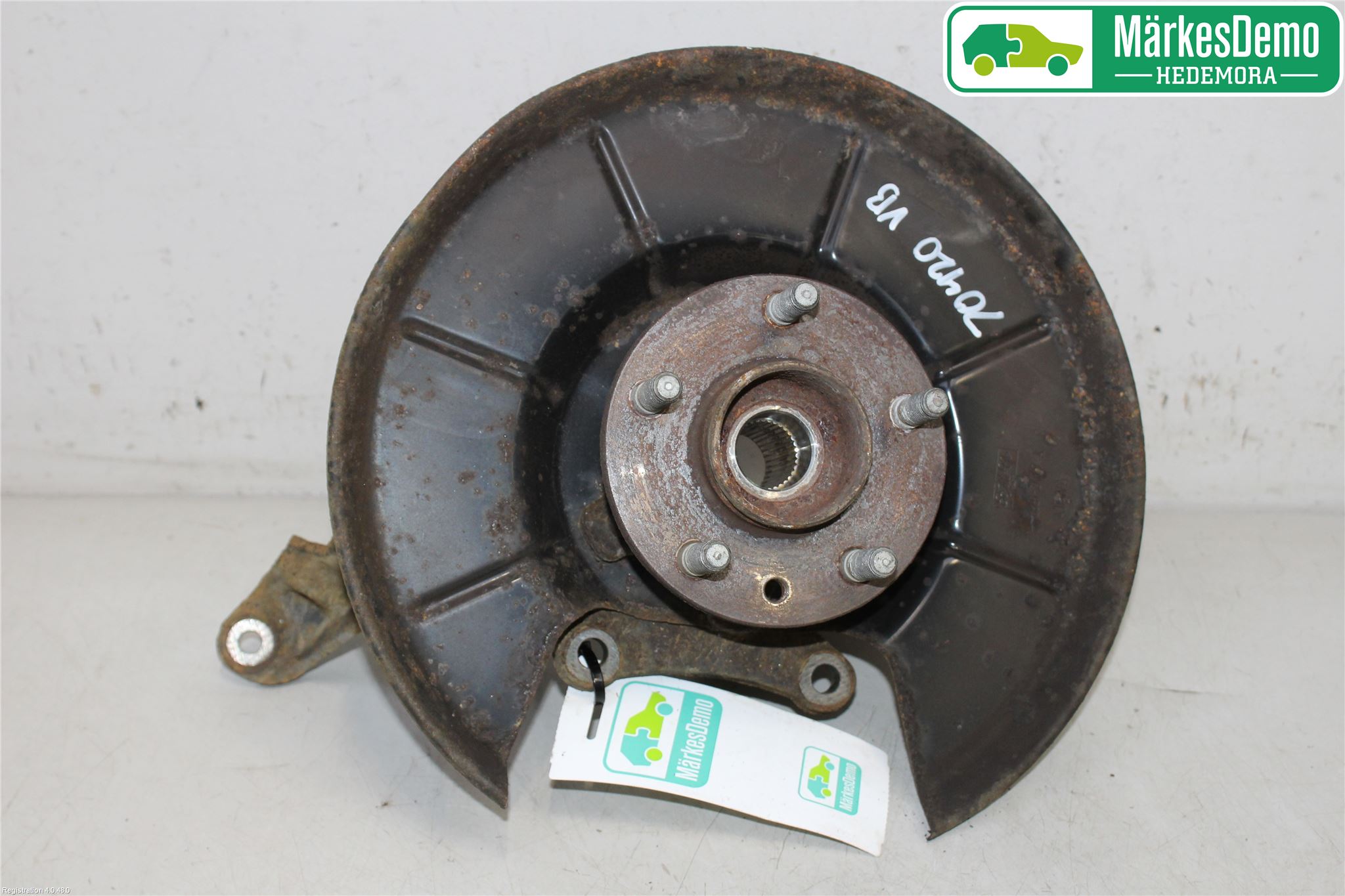 Ford KUGA 08-12 Spindel Vb