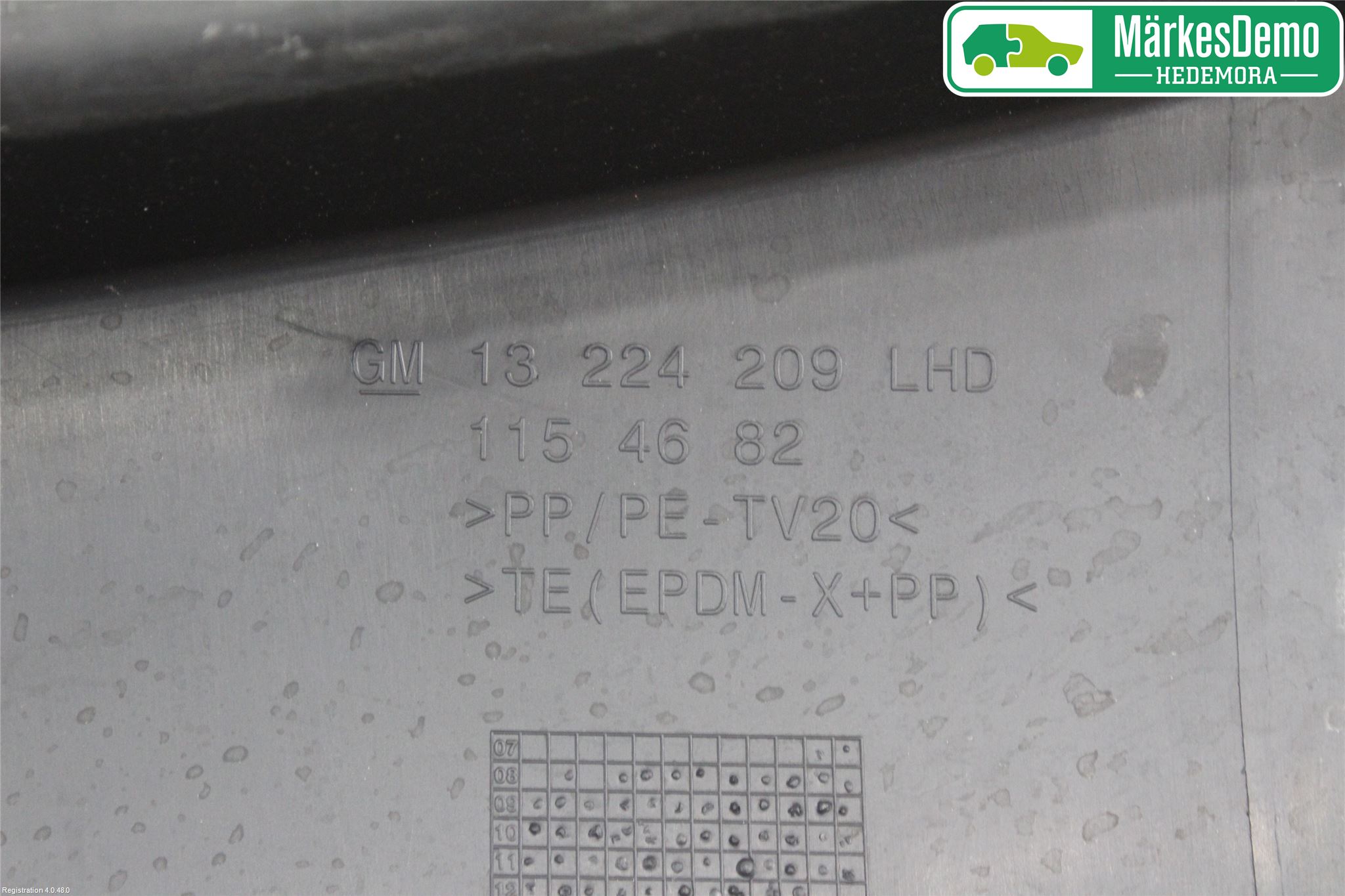 Opel INSIGNIA 09-16 Visker Deksel-Grill-Under Frr