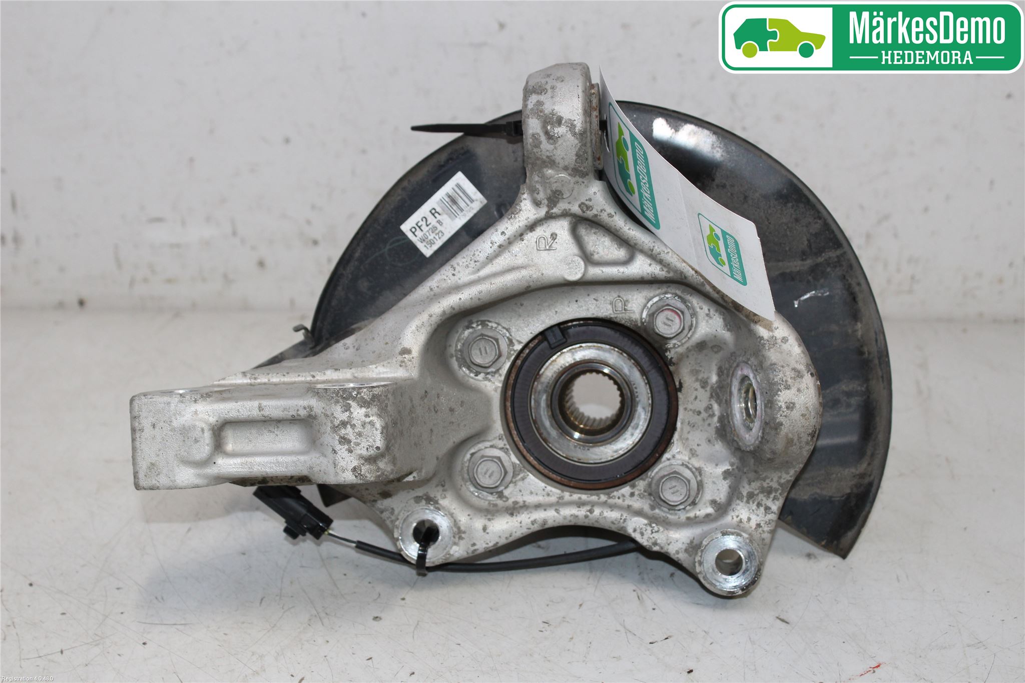 Toyota PRIUS ZVW30 09-20 Spindel Hf