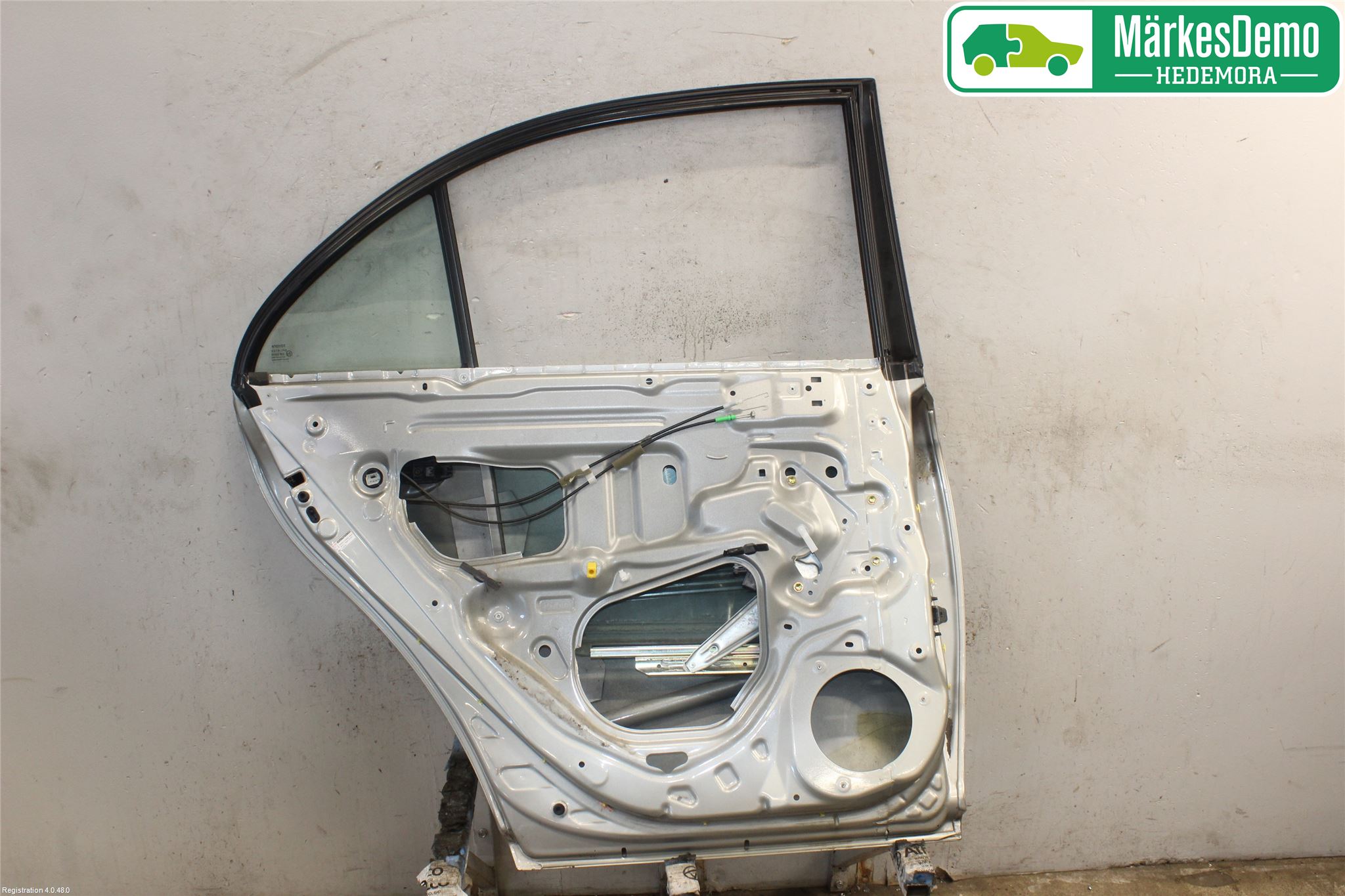 Toyota AVENSIS 03-06 Dør 4D Bak Venstre