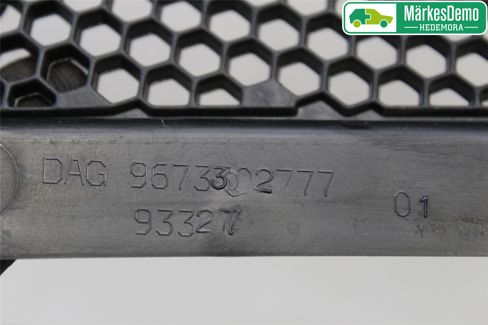 Peugeot 208 12-15 Visker Deksel-Grill-Under Frr