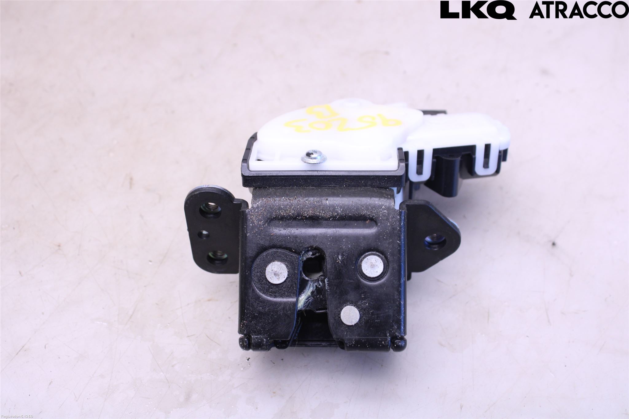 Mazda 2 (DE) 08-15 Bakluke-Lokk Låsekasse