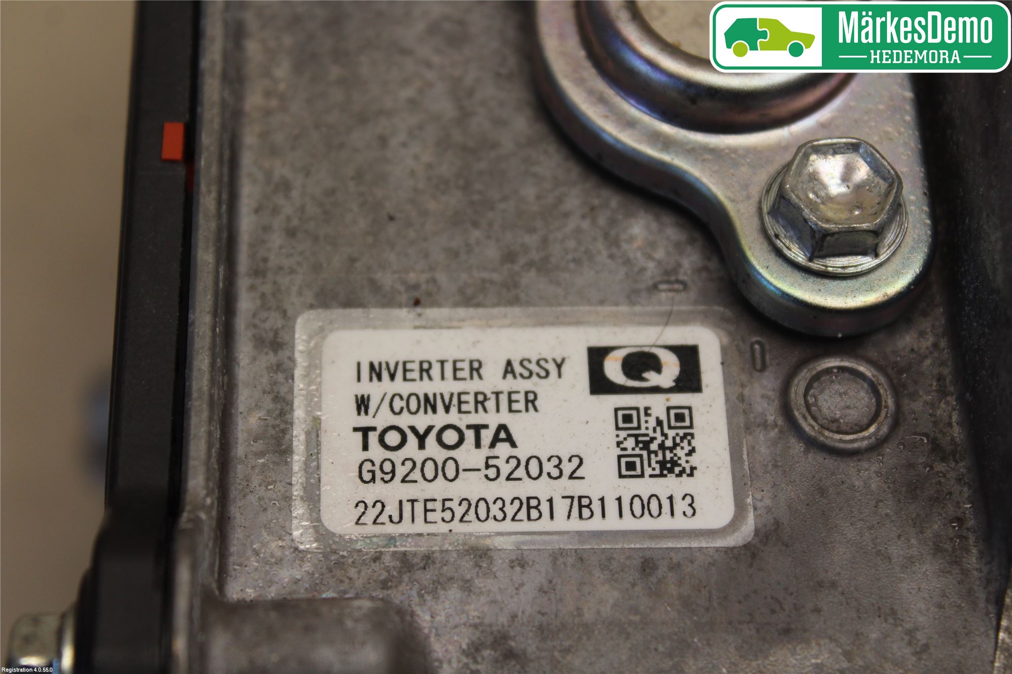 Toyota YARIS XP130 15-20 Hybridconverter