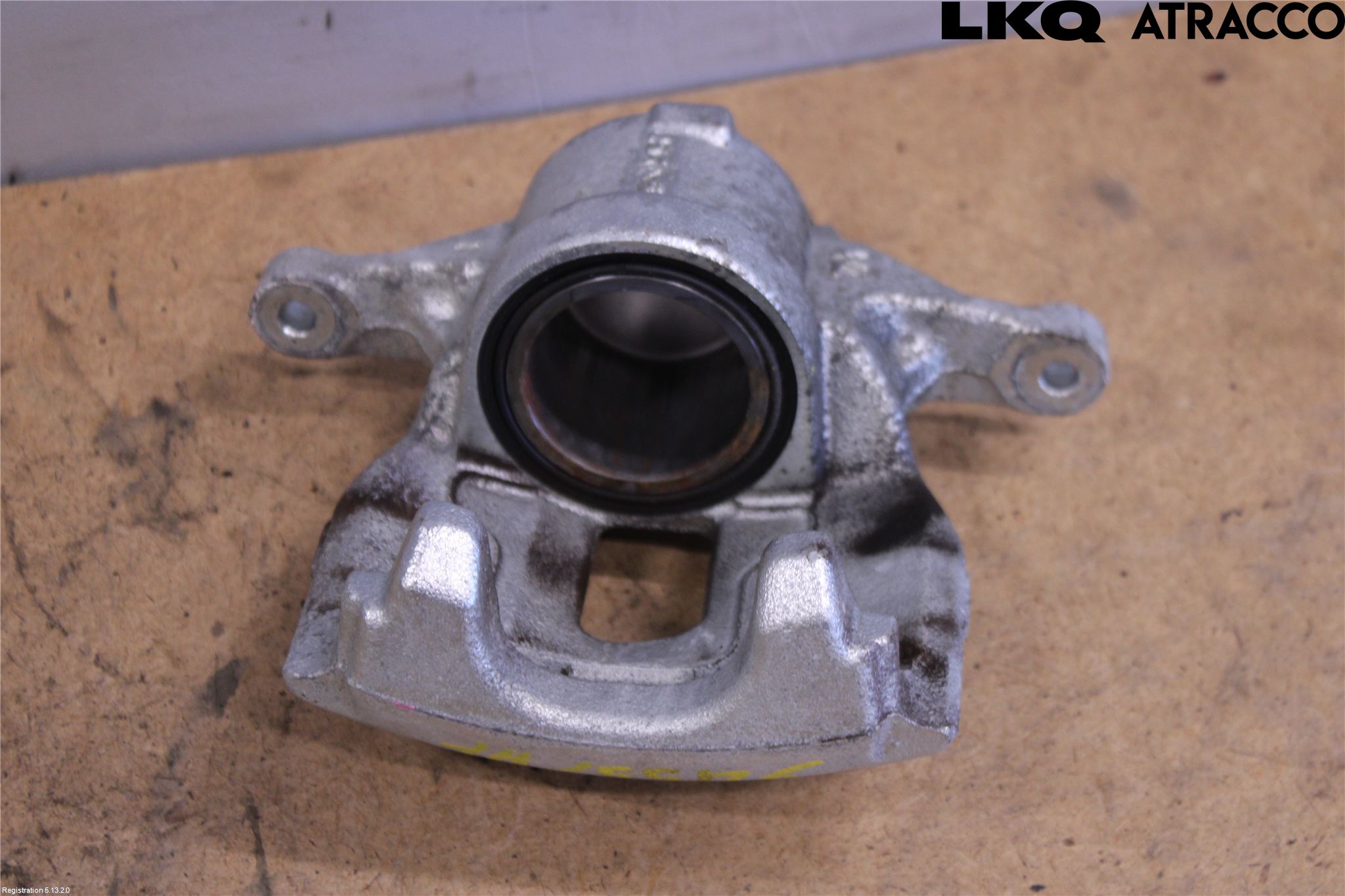 Toyota YARIS CROSS XP21 21- Bremsecaliper Foran Høyre