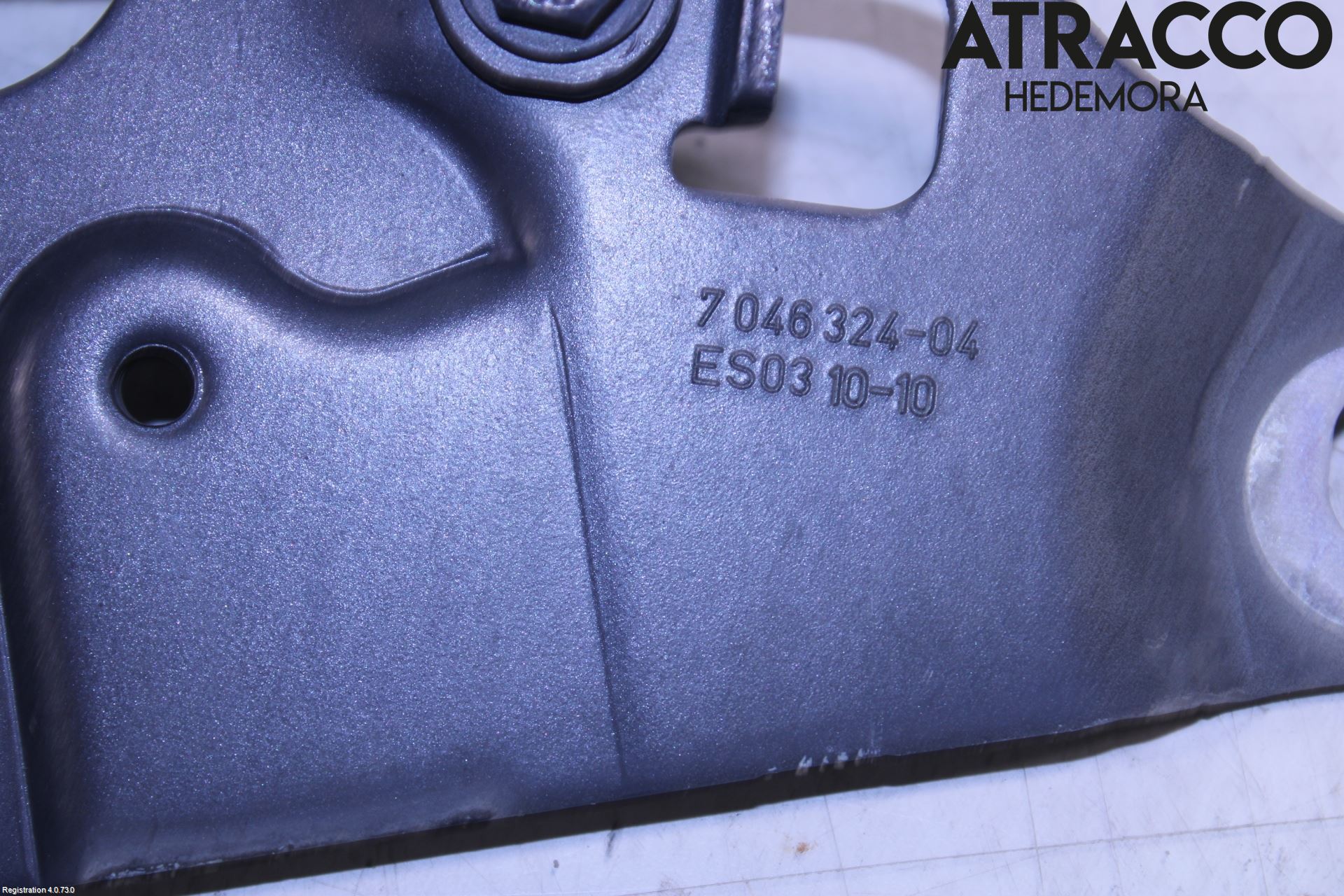 BMW 5 F10/F11/F18 09-17 Panser Hengsel - Hengsler