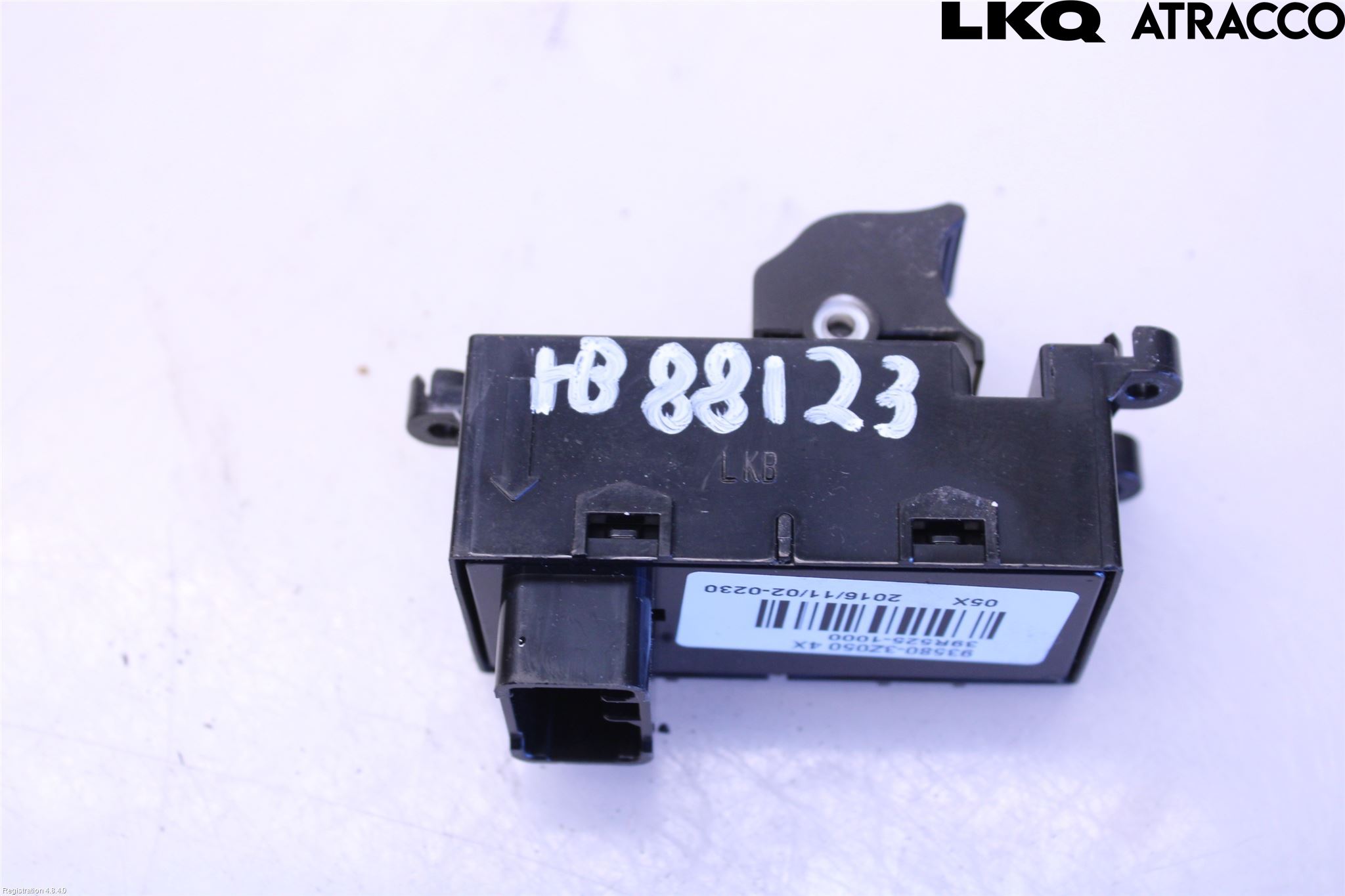 Hyundai i40 16-18 Bryter Vindusheis