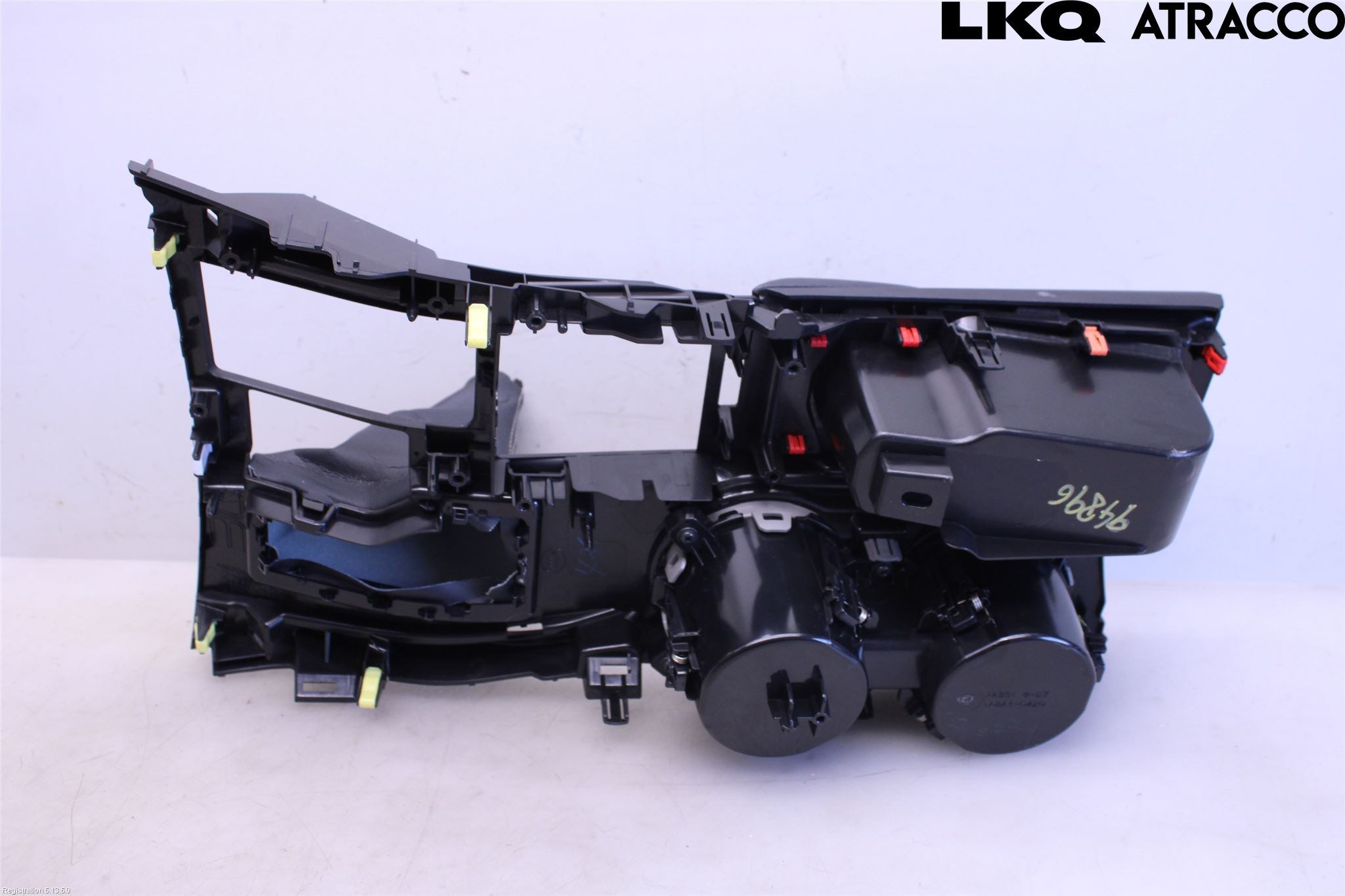 Lexus NX 300h 15-21 Instrumentkonsoll Midt
