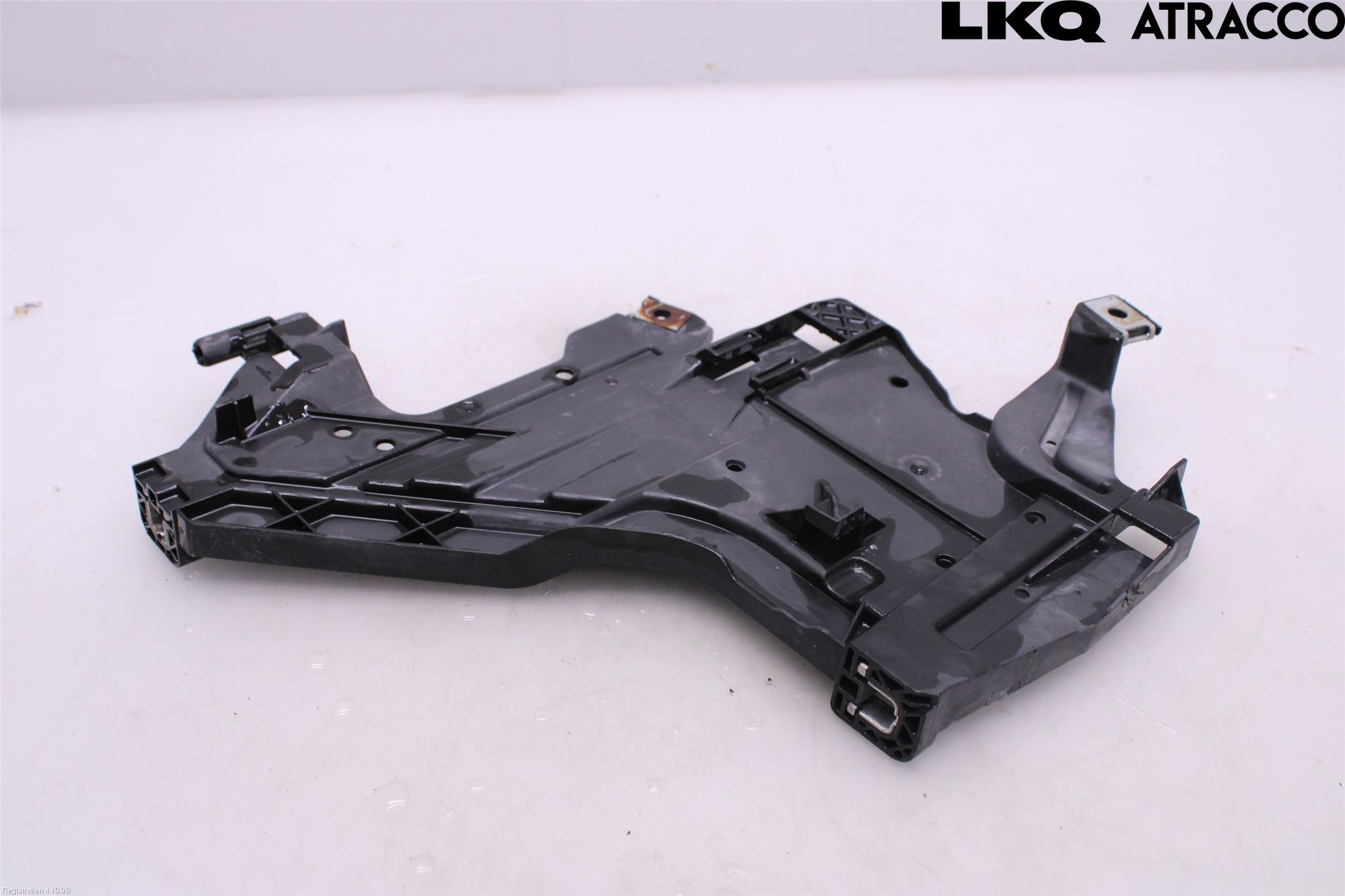 Audi A4/S4 08-11 Frontlykt Holder-Feste