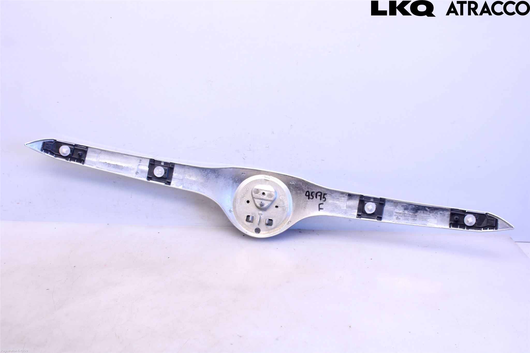 Skoda SUPERB 09-15 Grilldel Midt