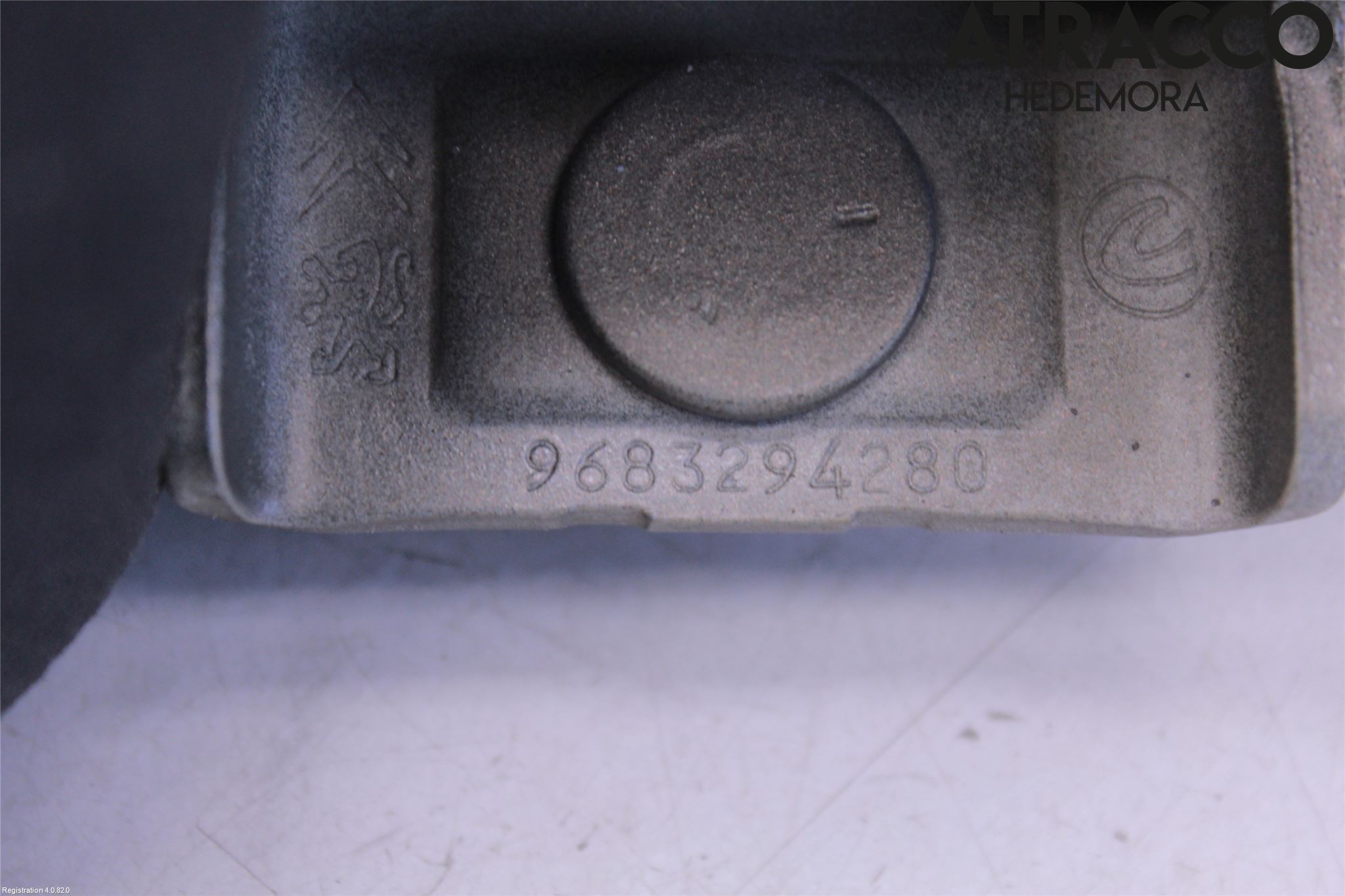 Peugeot 3008 09-16 Bakluke Hengsel Høyre