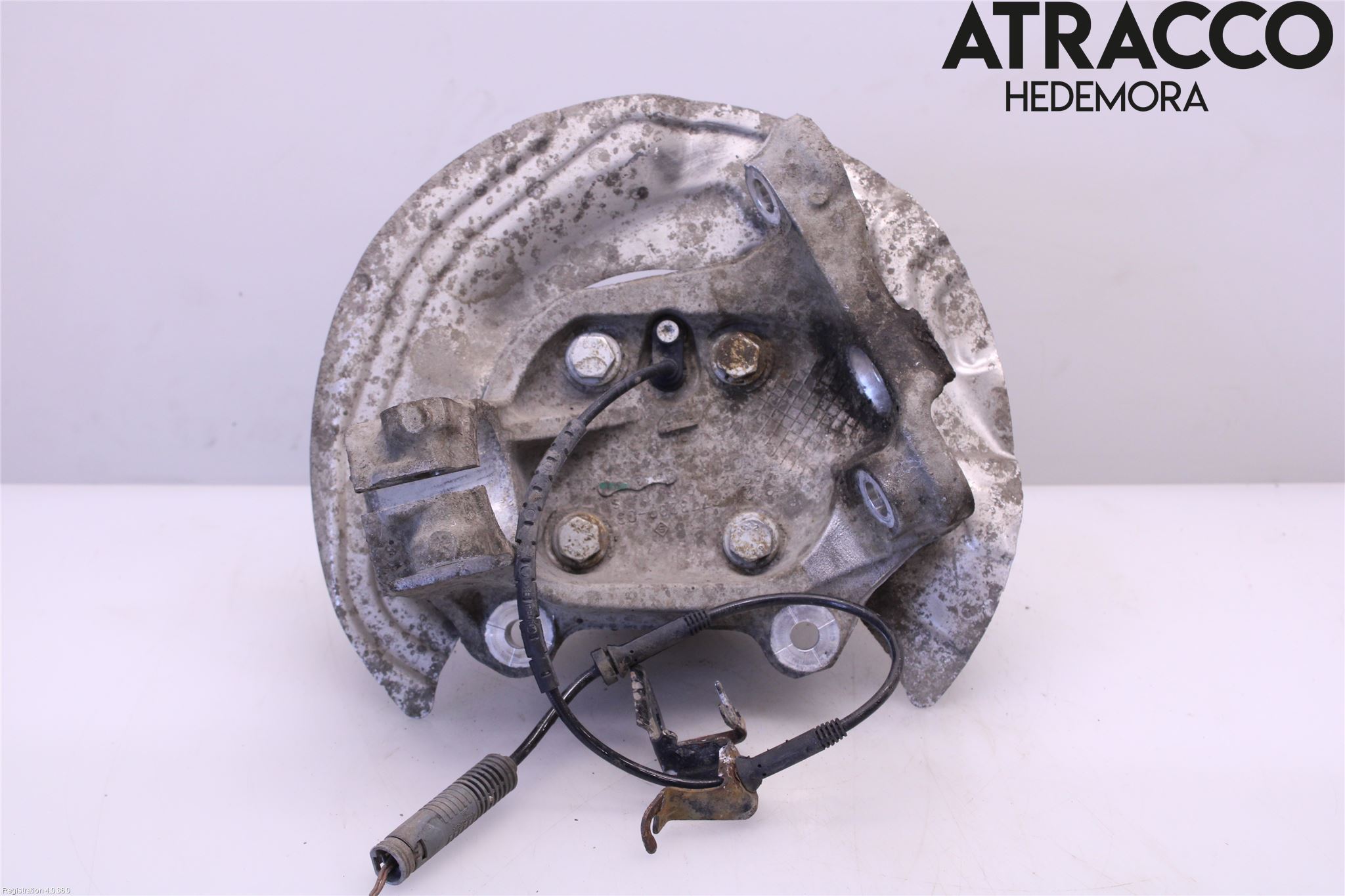 BMW 1 E87/81 5D/3D 03-11 Spindel Vf
