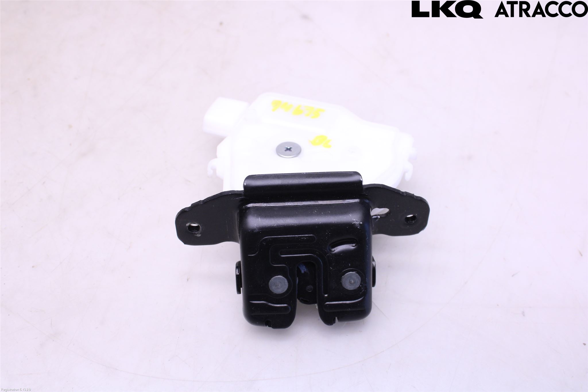 Toyota YARIS XP21 20- Bakluke-Lokk Låsekasse