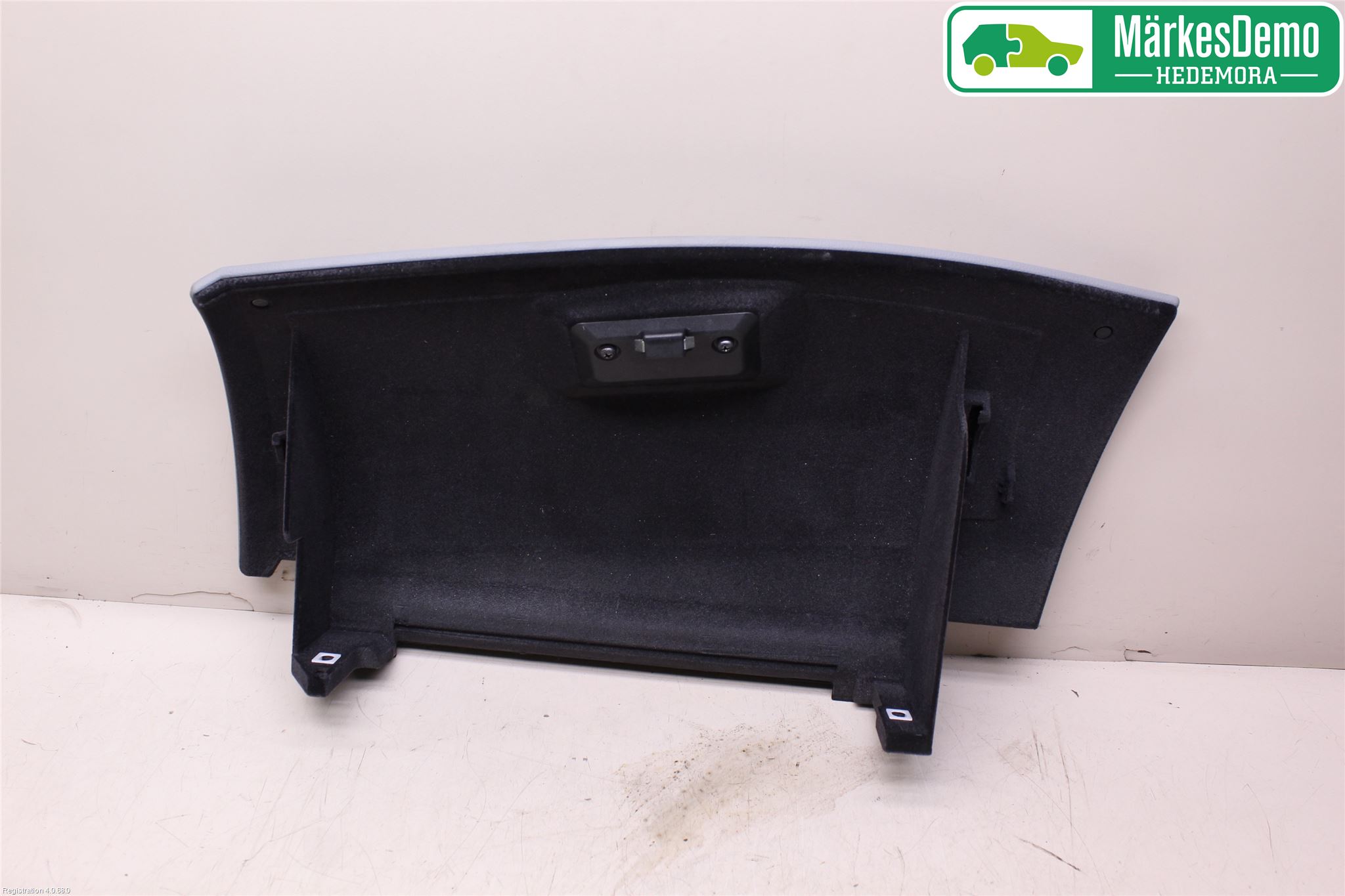 BMW 5 E60/61 Sed/Tou 02-10 Innr Hanskerom Lokk