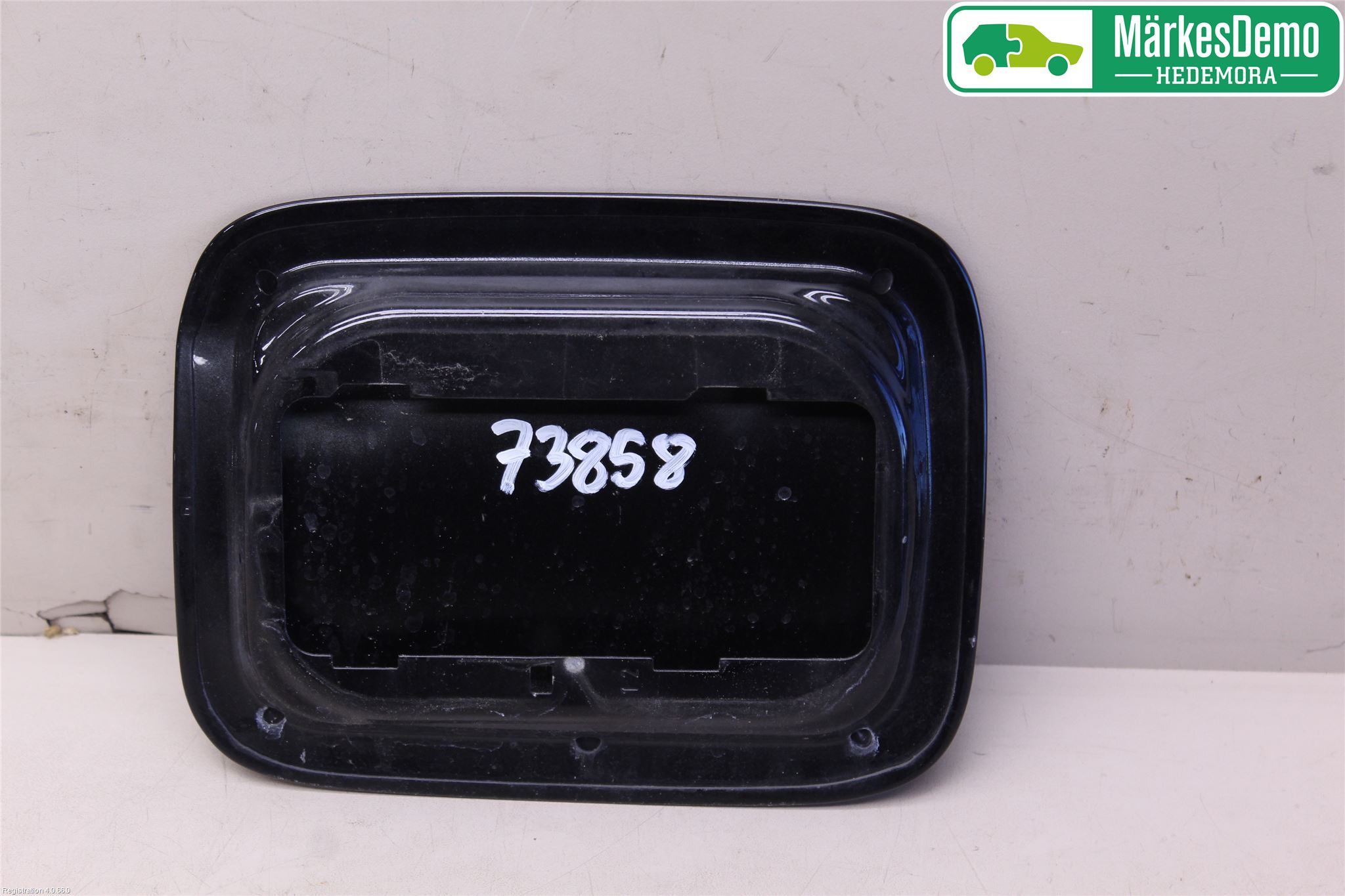 BMW X1 E84 10-15 Drivstoff Tankluke
