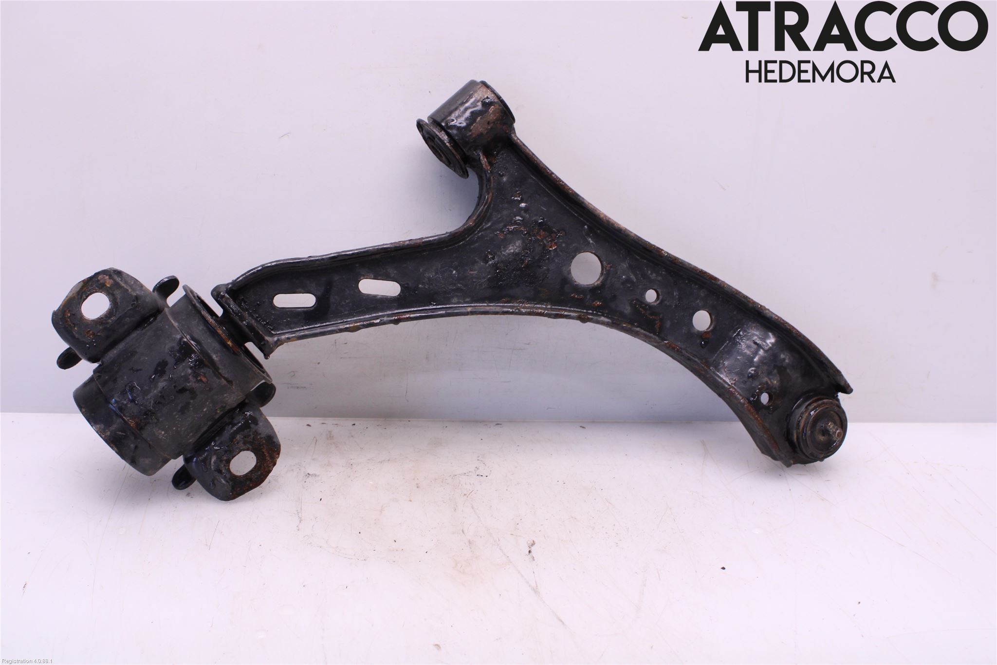 Ford MUSTANG V 05-14 Bærearm Foran Venstre Nedre