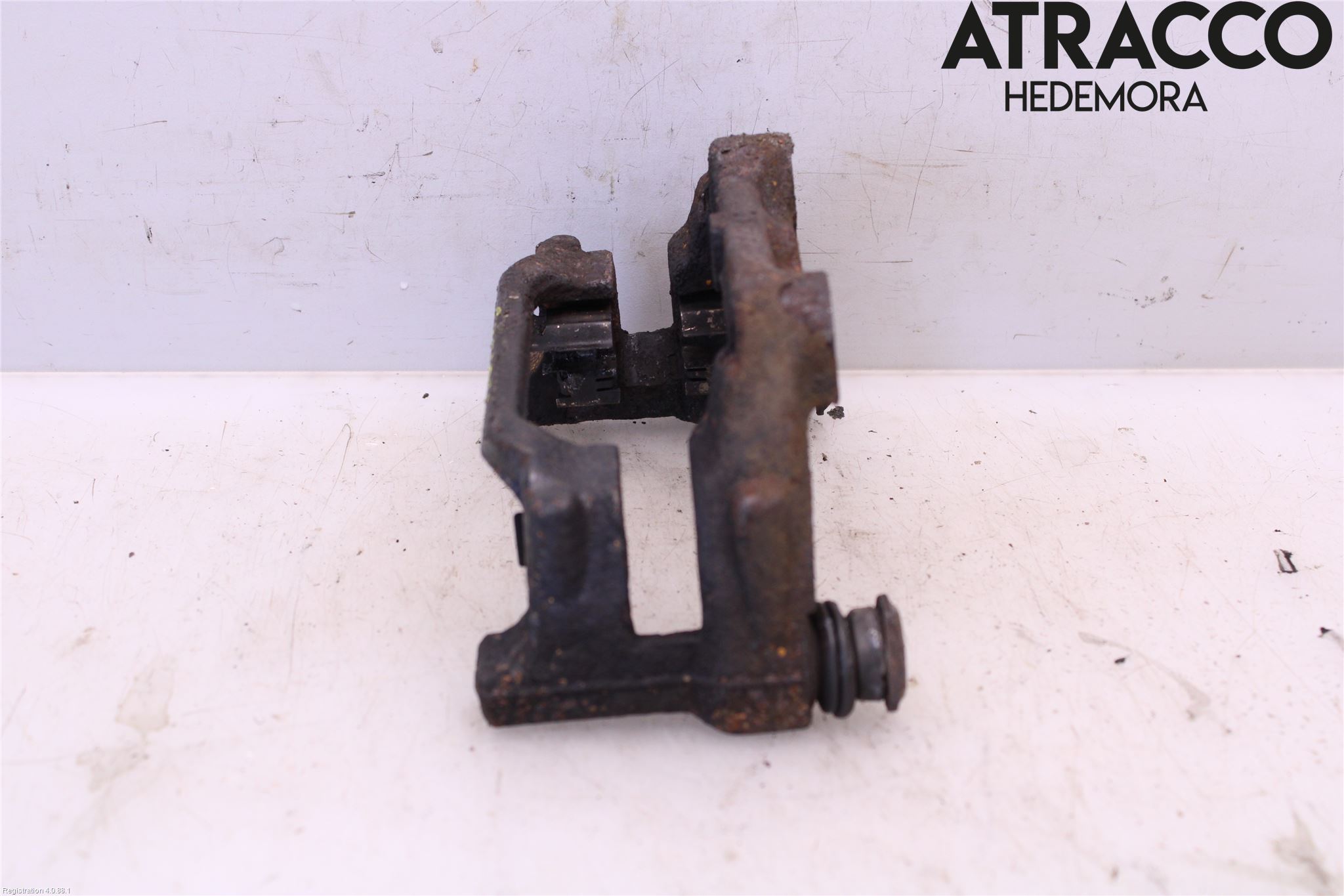 Toyota AVENSIS 16-18 Bremsecaliper Feste Holder