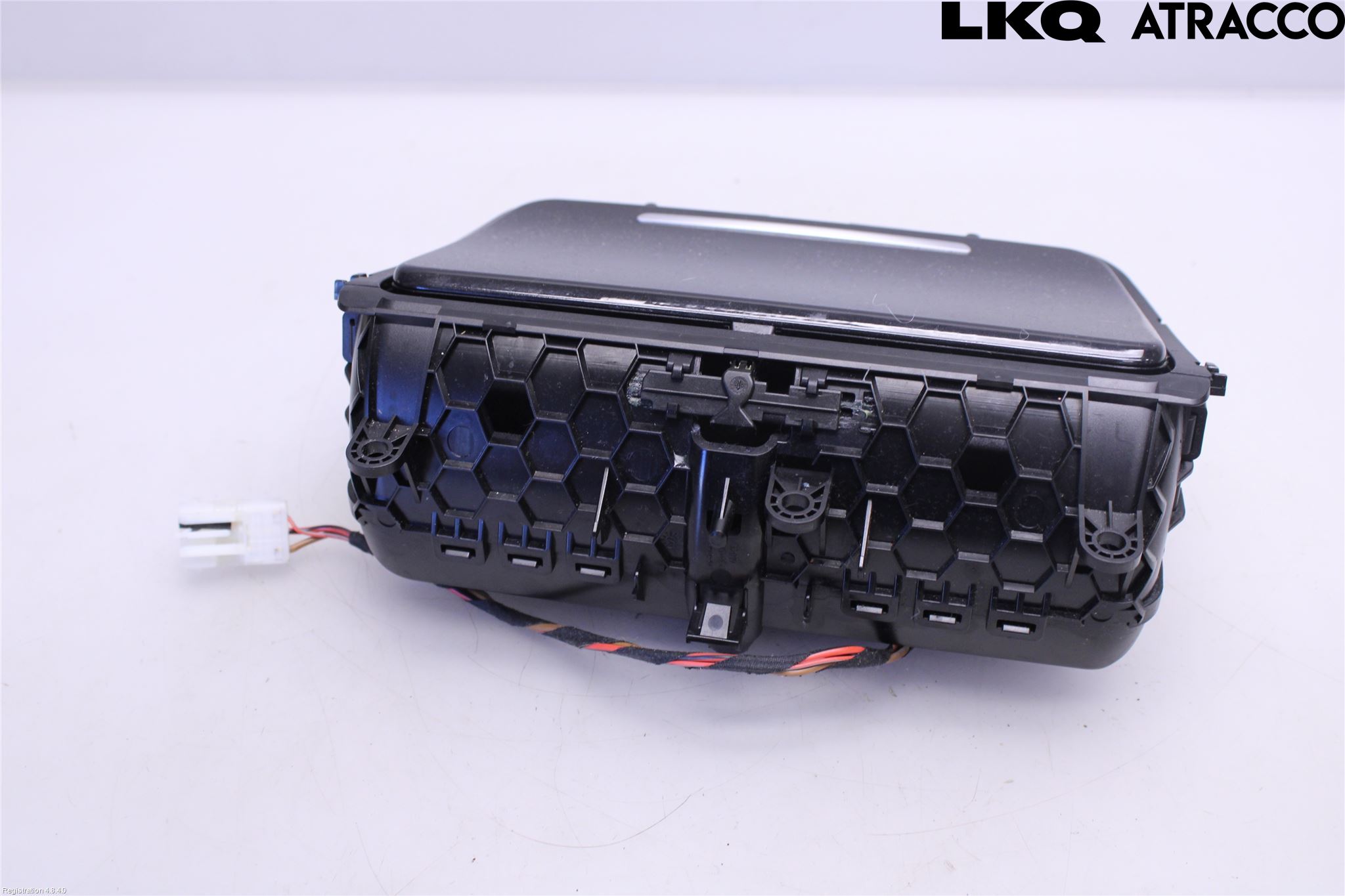 BMW 5 F10/F11/F18 09-17 Innr Koppholder