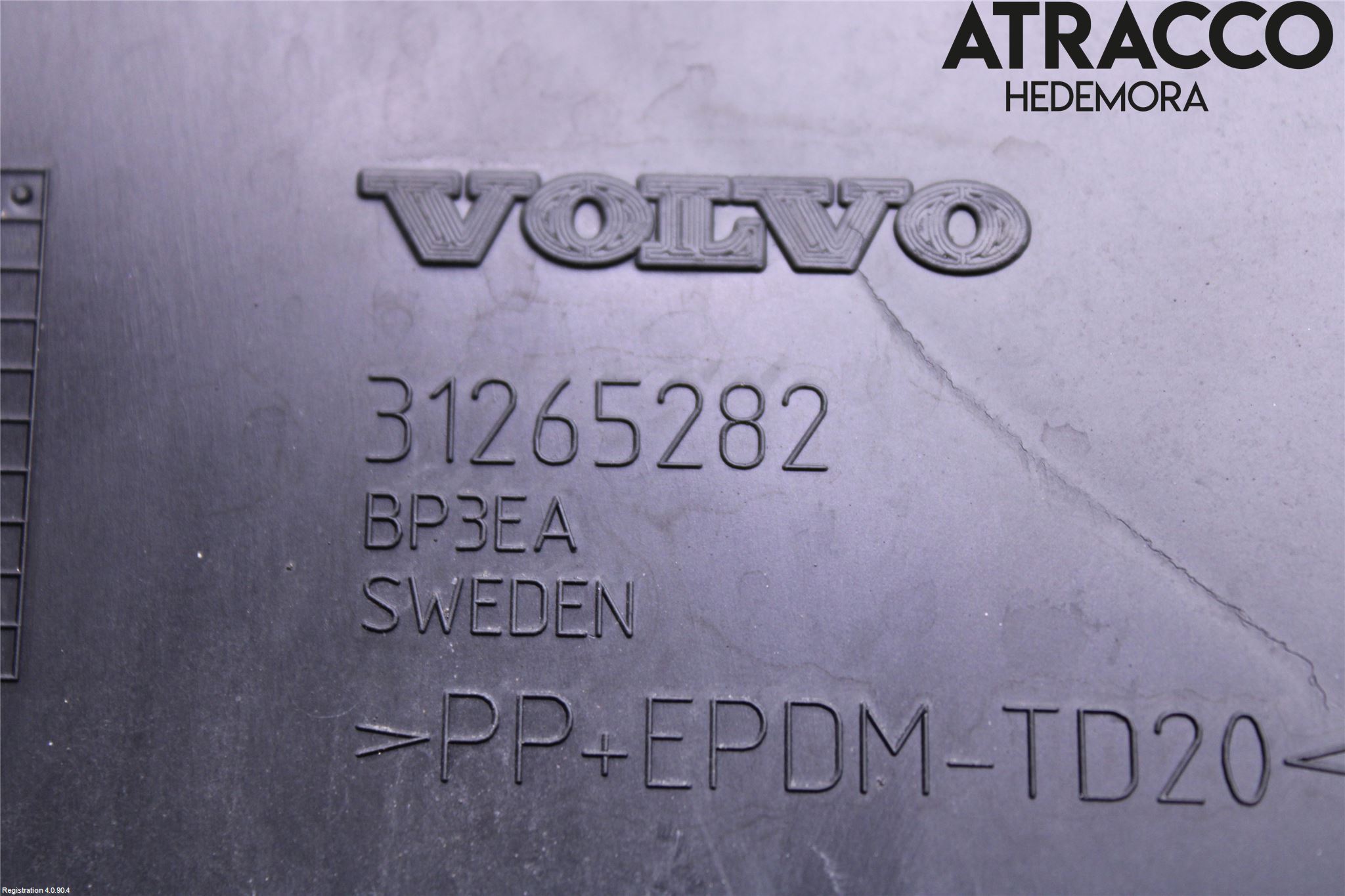 Volvo V60 11-13 Støtfangerfeste Bak Høyre