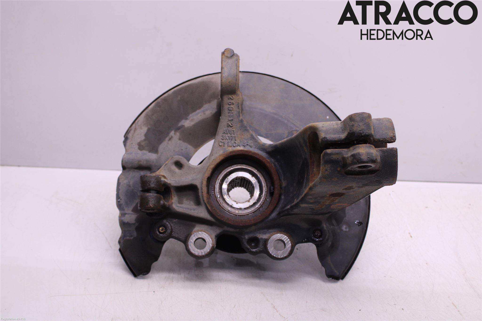 Ford FOCUS 11-14 Spindel Vf