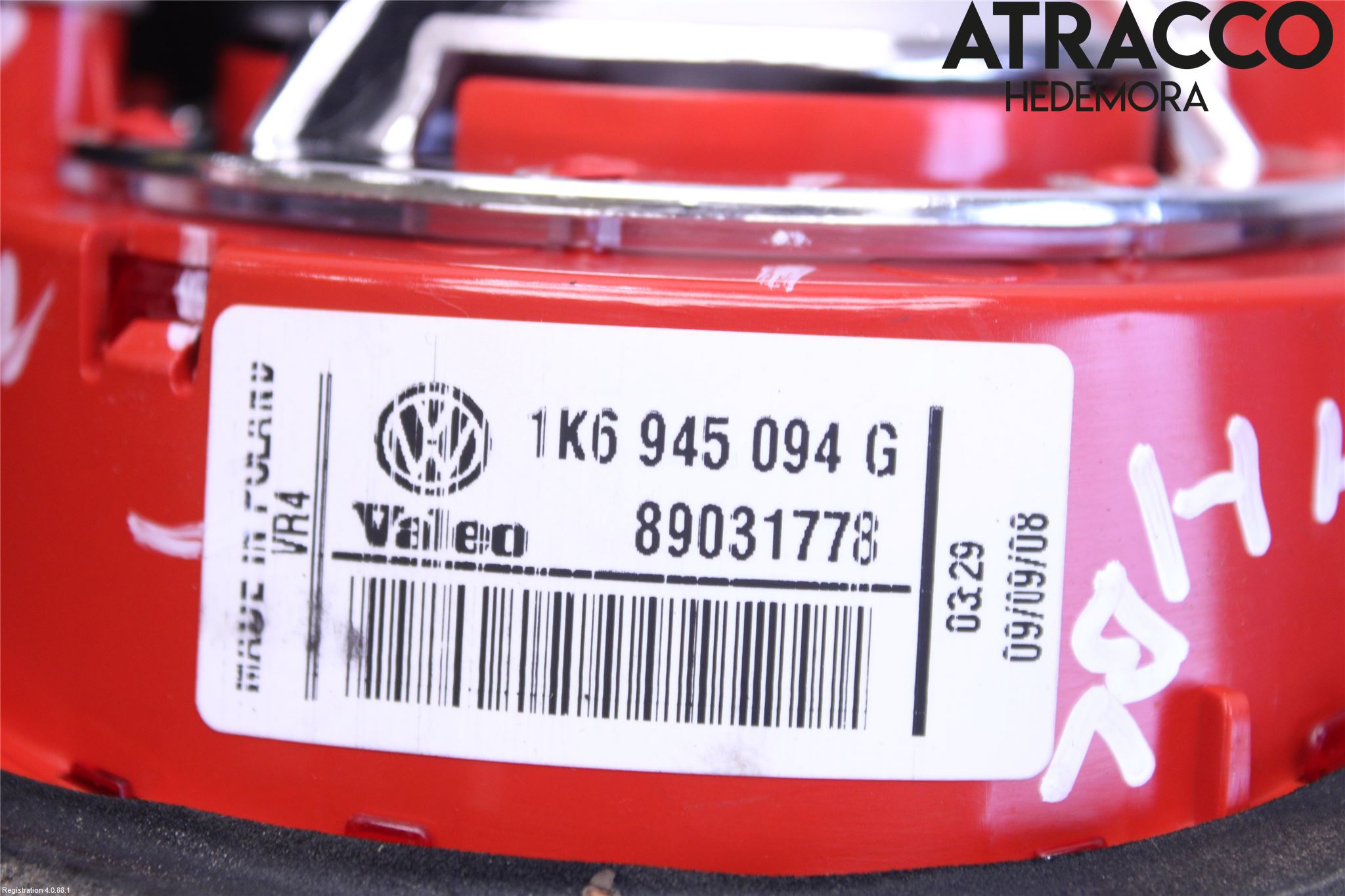 Volkswagen VW GOLF V 04-09 Baklykt Høyre  På Luke(Indre)