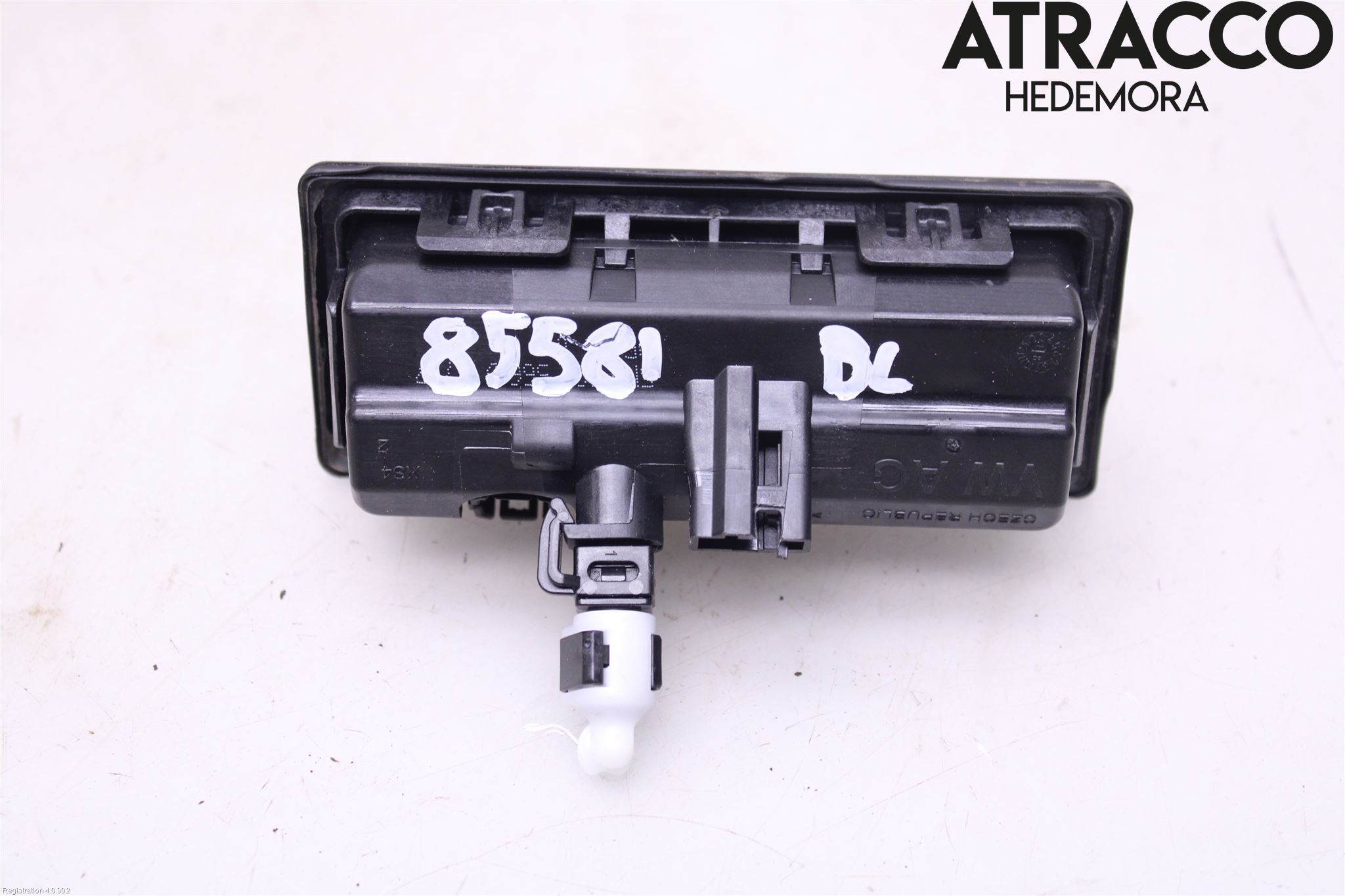Volkswagen VW TIGUAN 16-24 Bakluke Handtak Ytre