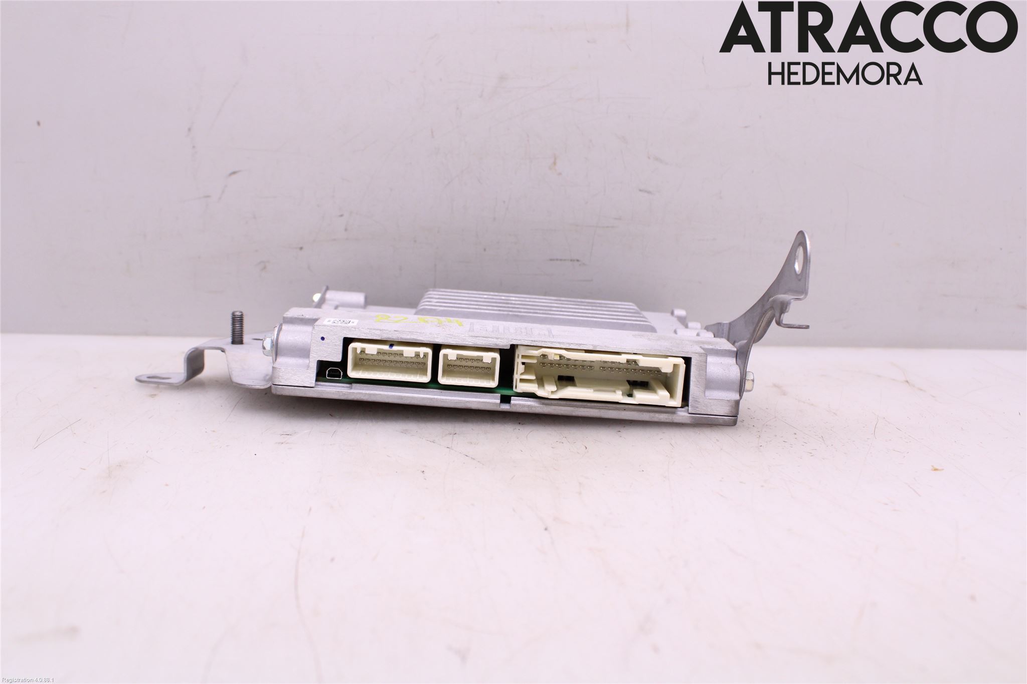 Toyota RAV4 19- Stereo Forsterker