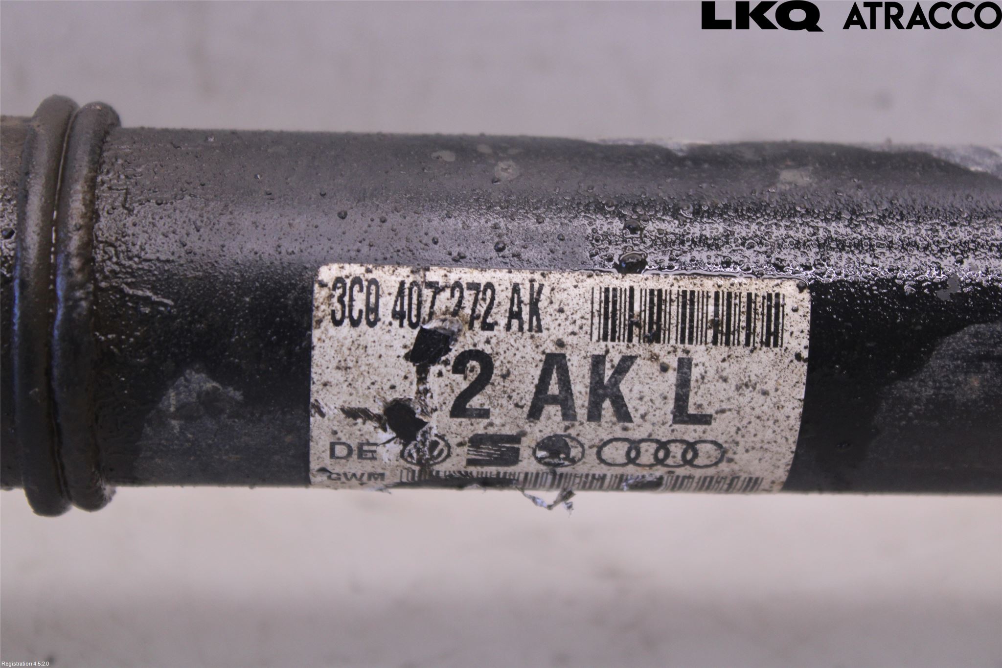 Volkswagen VW PASSAT 11-14 Drivaksel Foran Kompl Høyre