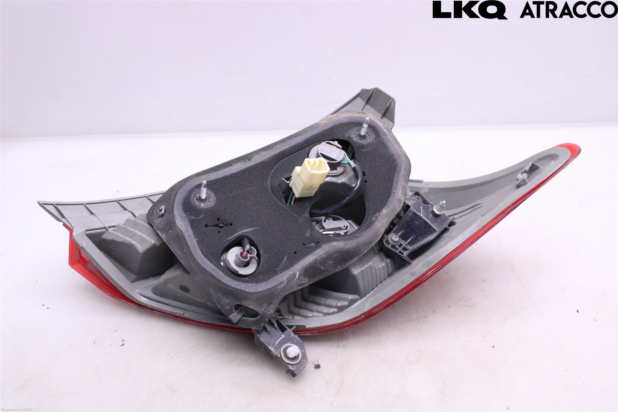 Toyota YARIS XP130 12-14 Baklykt Venstre