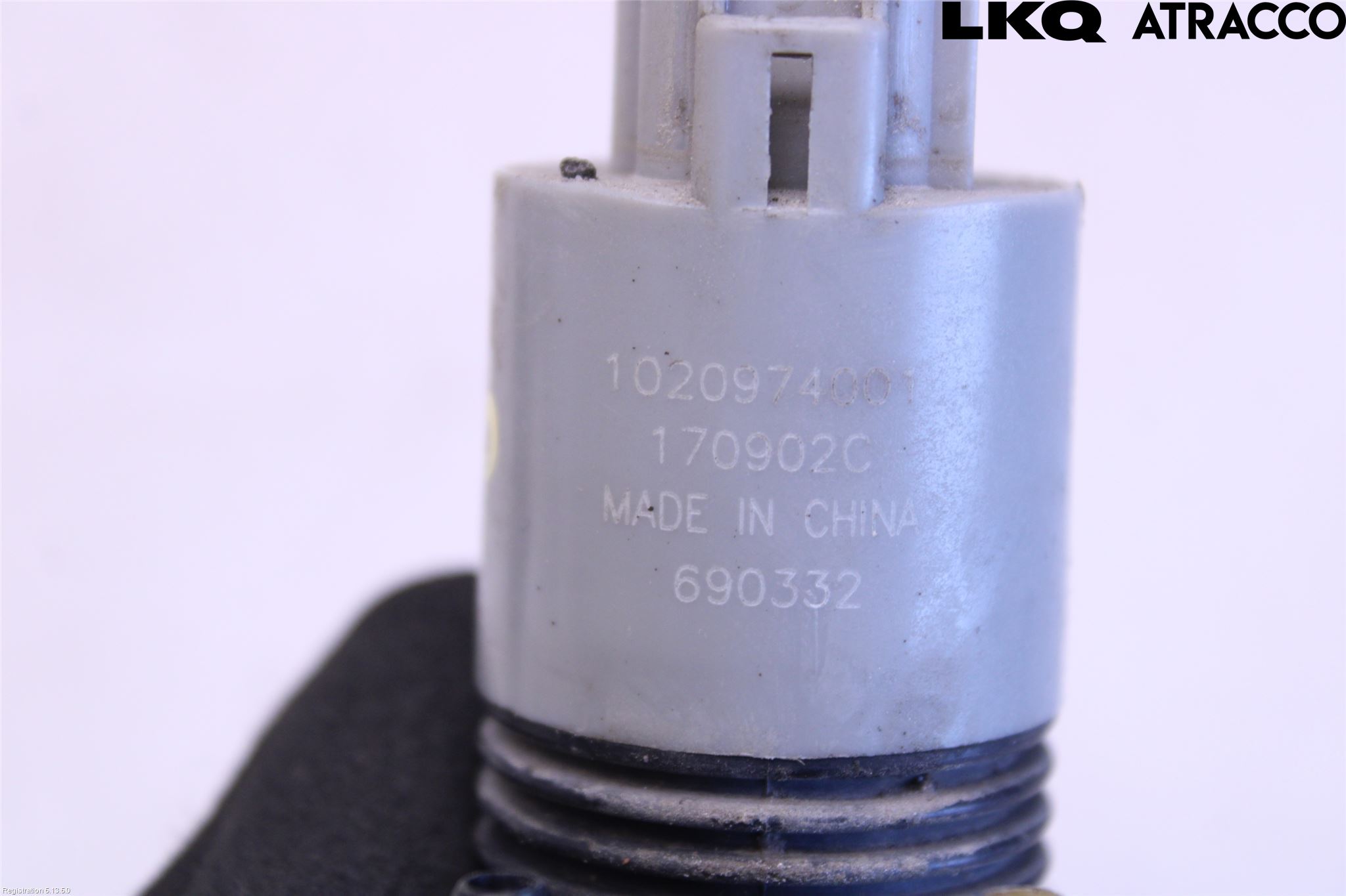 Toyota AURIS 13-19 Spylerpumpe Frontrute