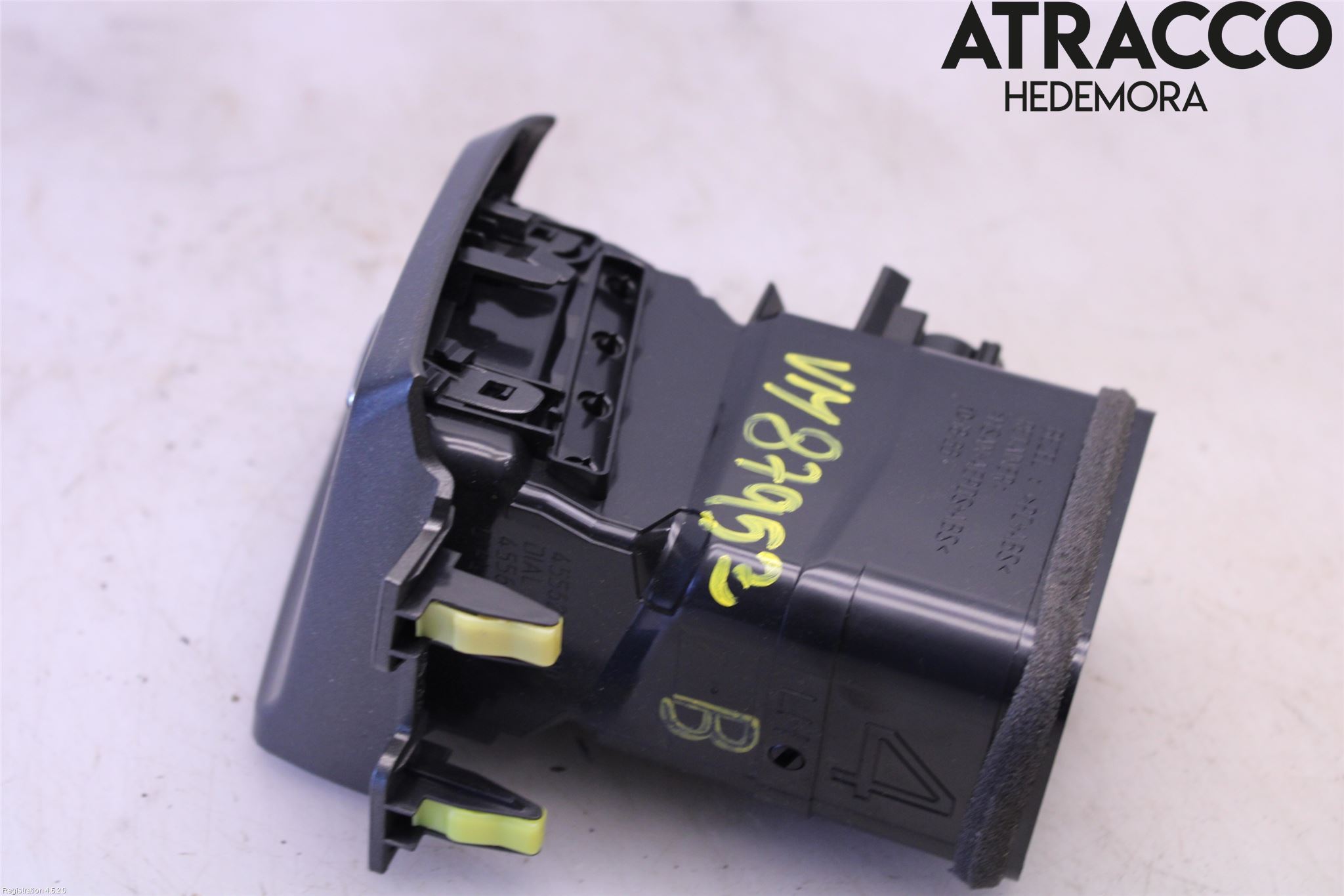 Toyota RAV4 13-18 Dashbord Kanal - Dyse