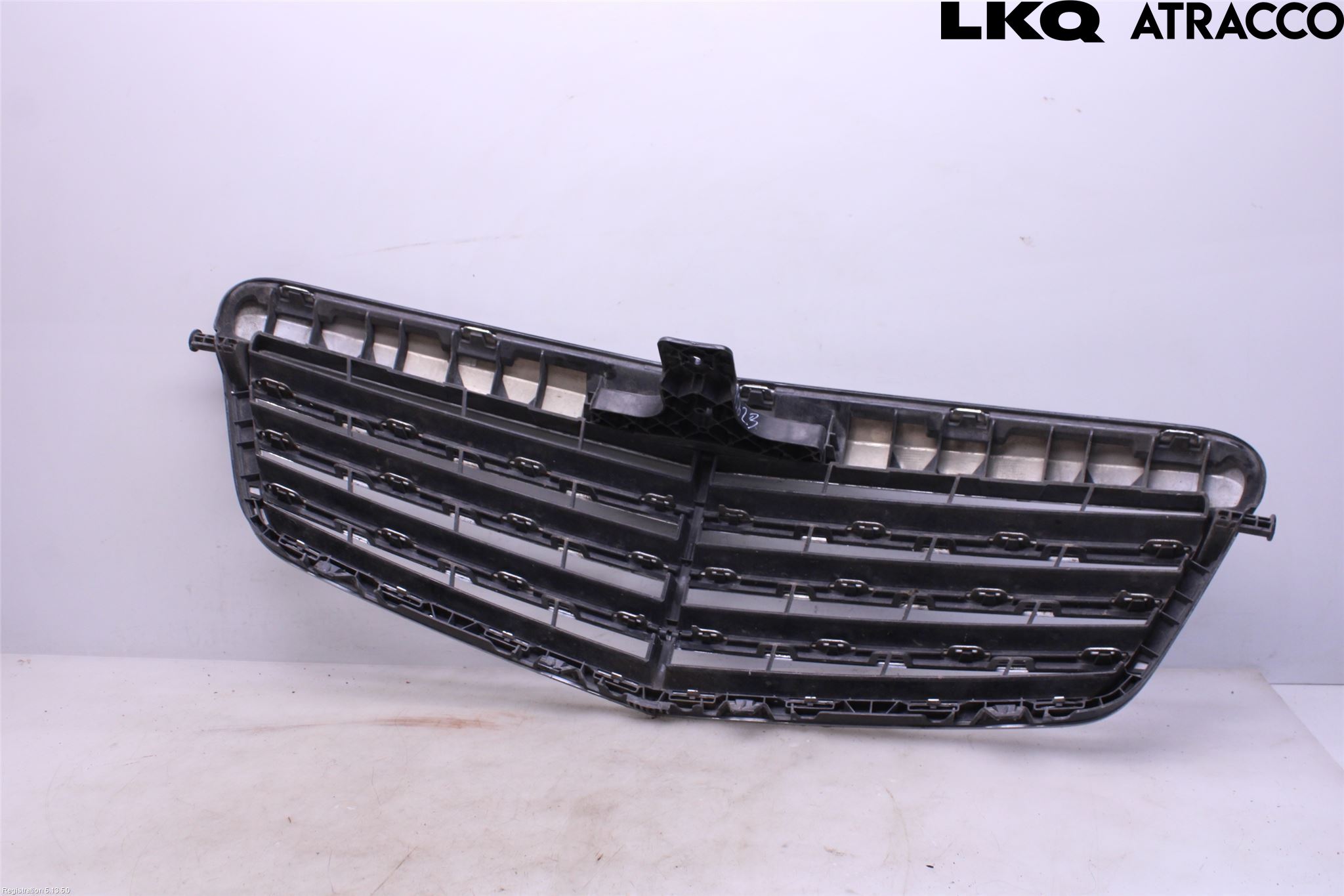 Mercedes-Benz MB E-KLASS (W212) 09-16 Grill Komplett