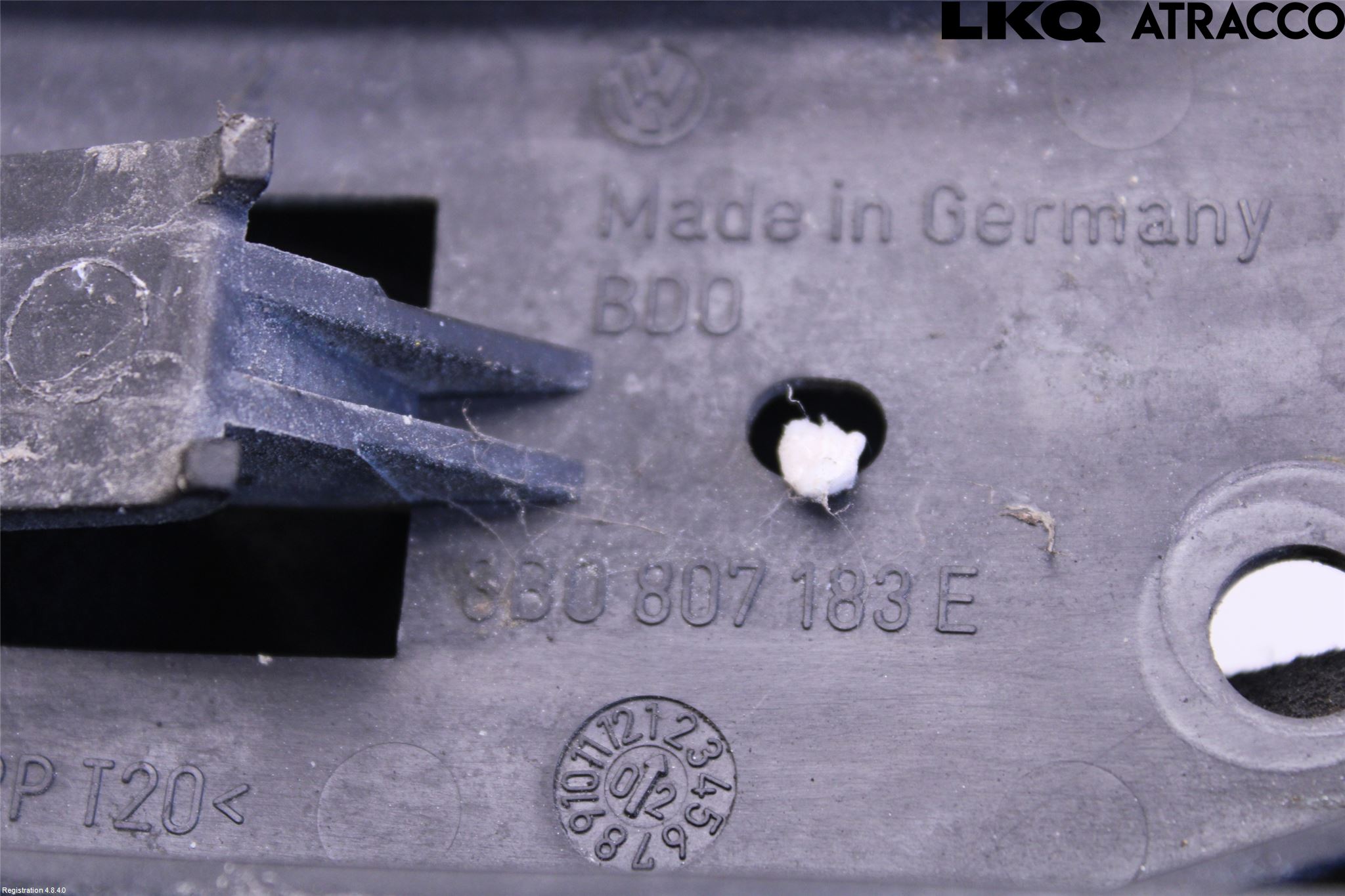 Volkswagen VW PASSAT 01-05 Støtfangerfeste Foran Venstre