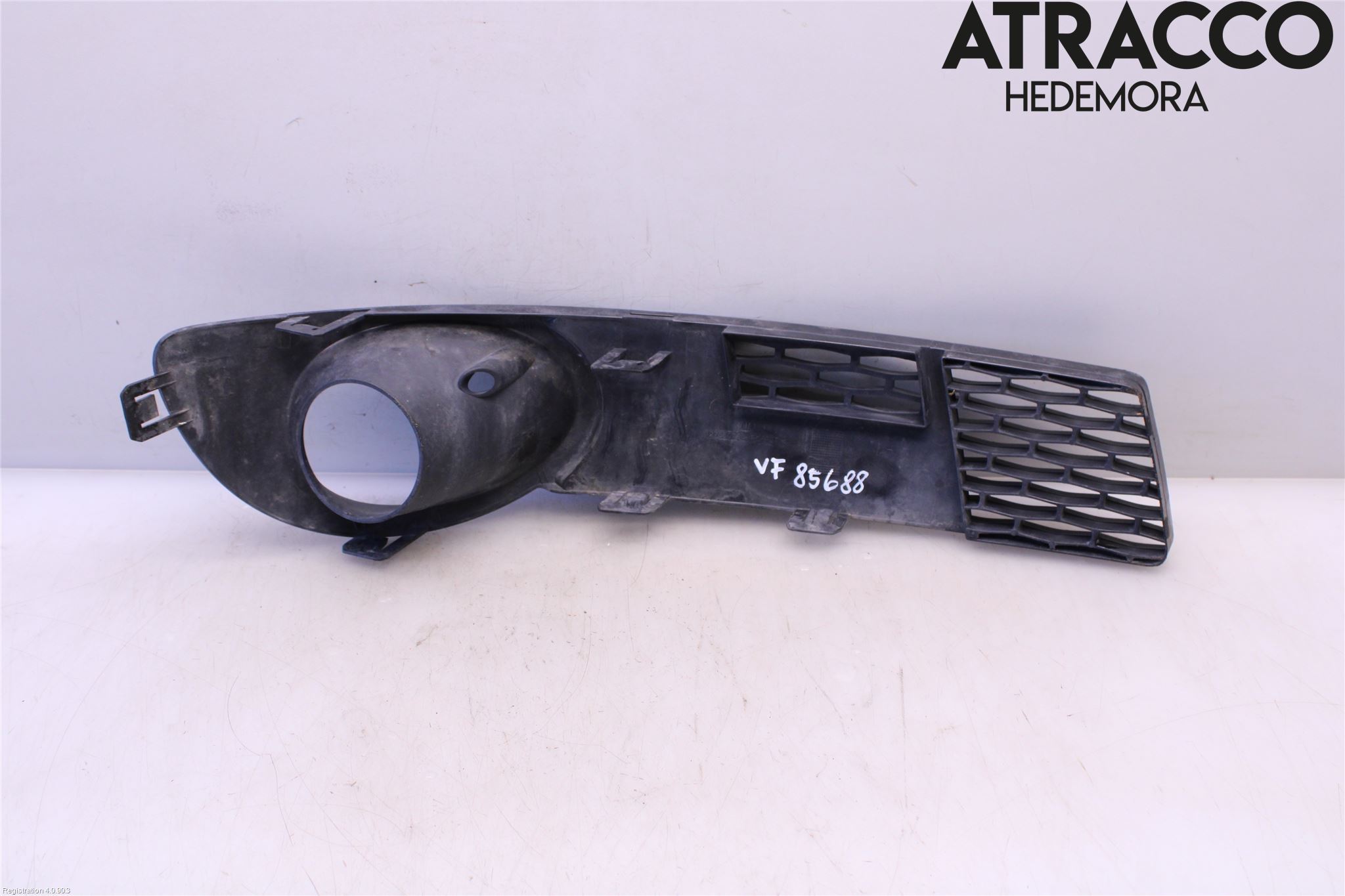 Saab 9-5     06-10 Frontlykt Kurve-Tåkelys Ramme