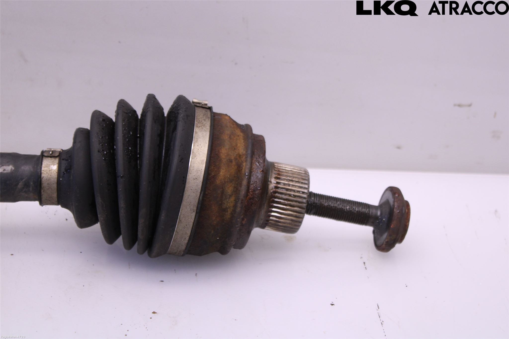Audi A4/S4 08-11 Drivaksel Foran Kompl Venstre