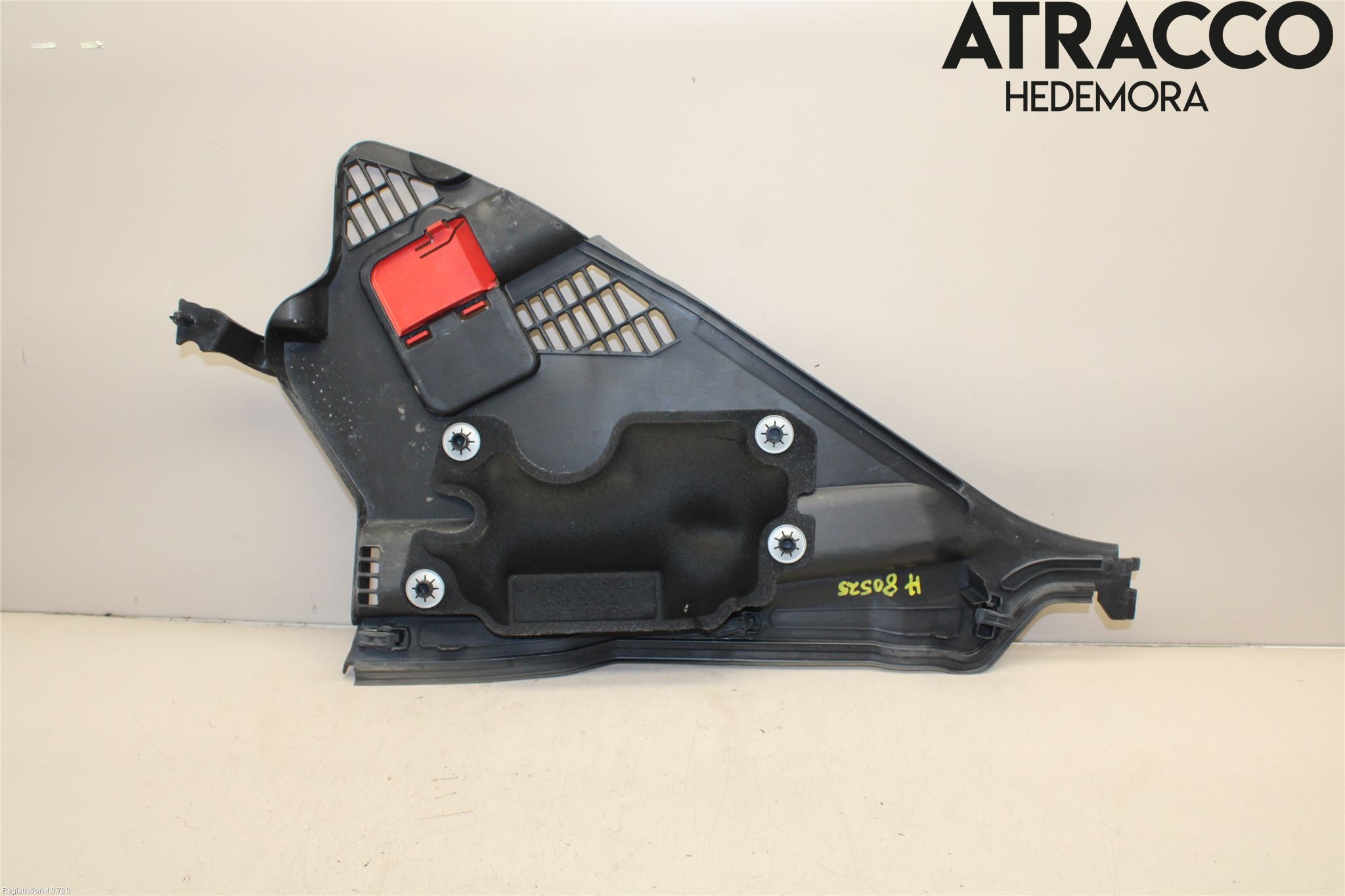 BMW 3 F30/F31/F80 12-19 Visker Deksel-Grill-Under Frr