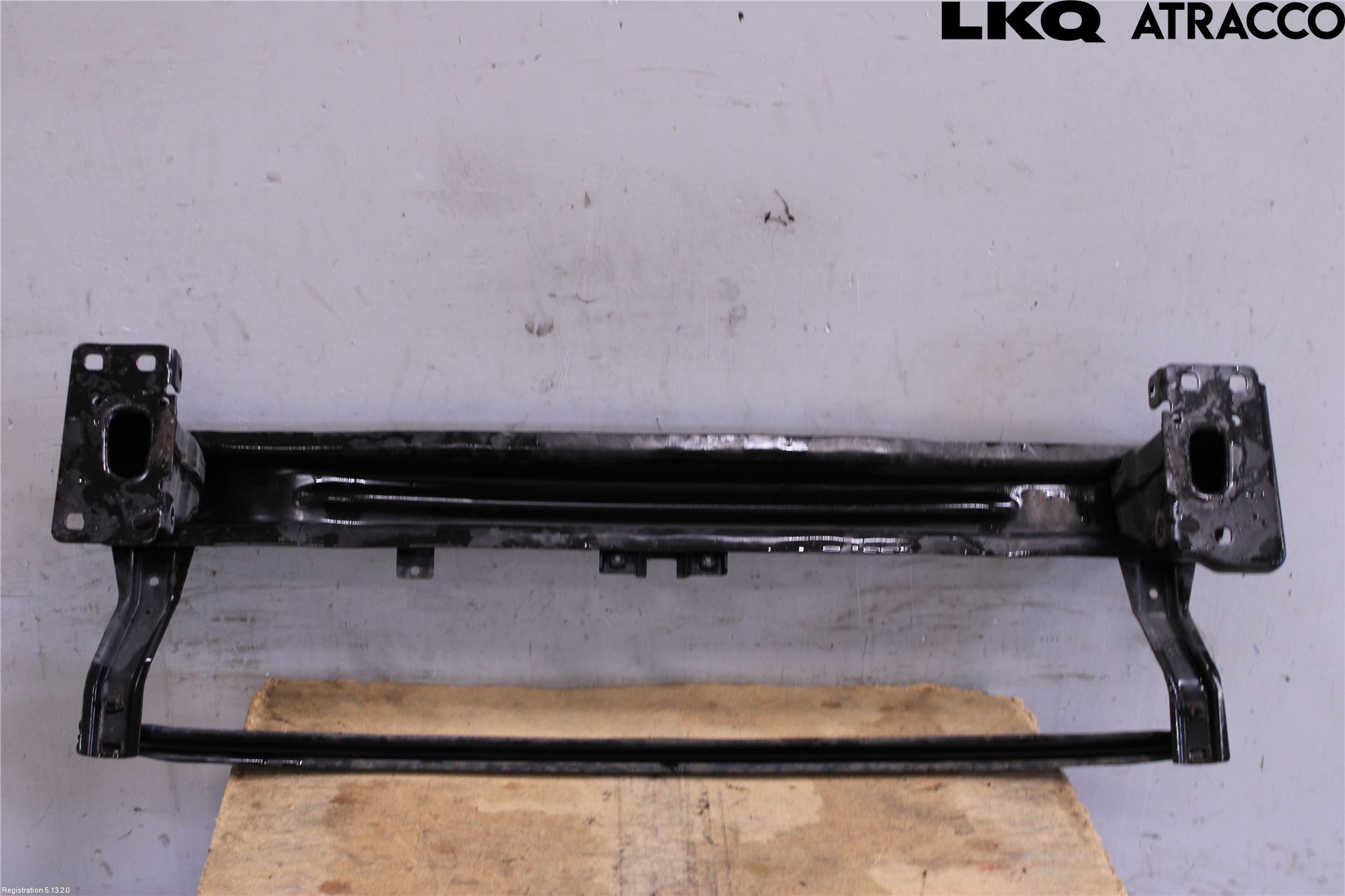 Volkswagen VW POLO 10-17 Støtfanger Foran Bjelke