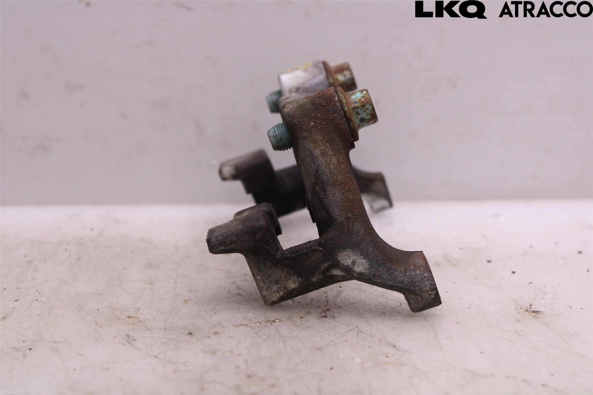 Mazda CX-30 20- Bremsecaliper Feste Holder
