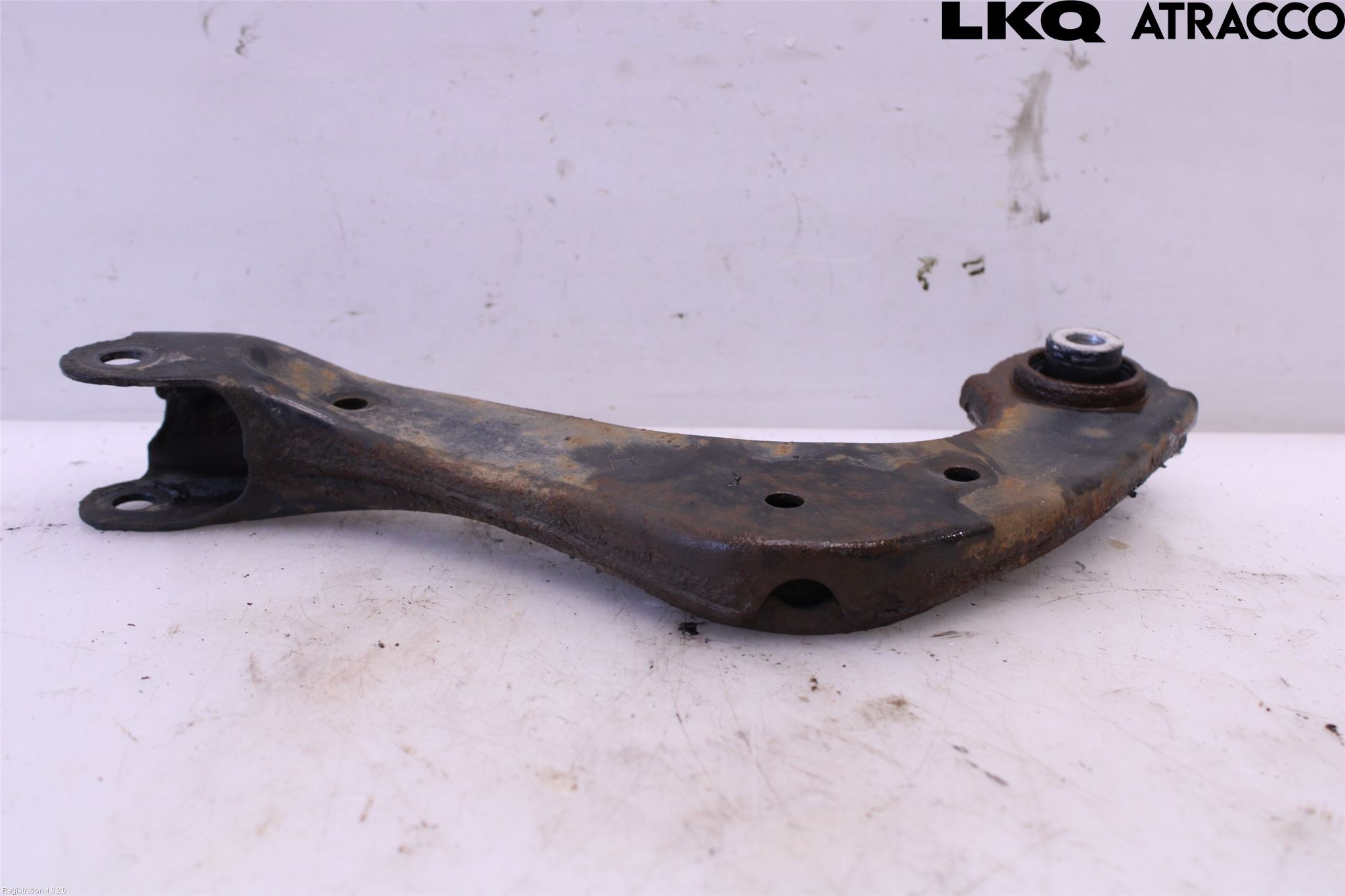 Toyota PRIUS (ZVW50) 16-21 Bærearm Bak Høyre Øvre