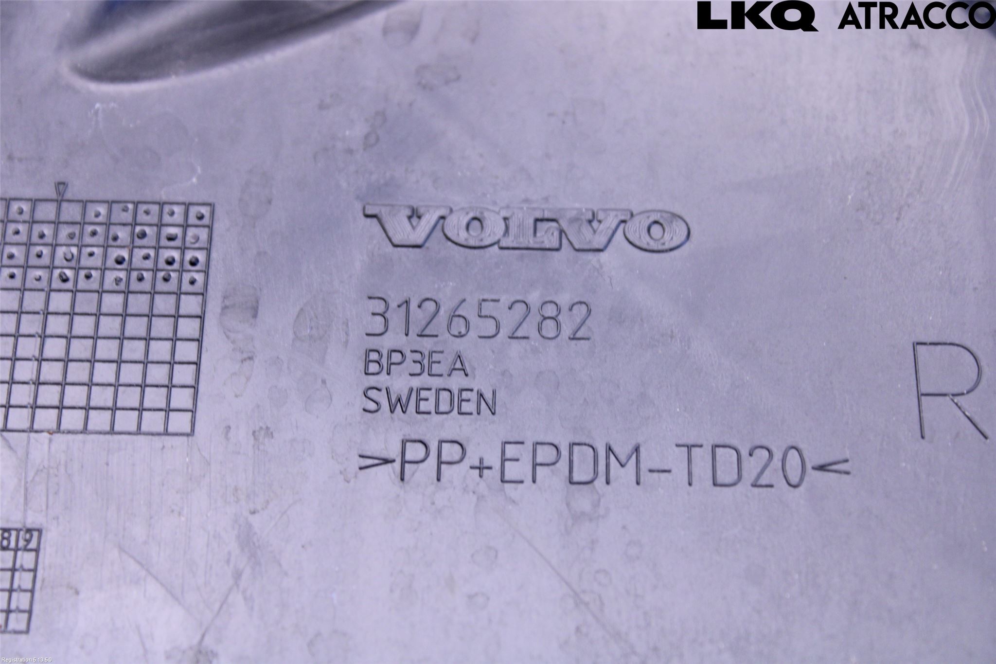 Volvo V60 14-18 Støtfangerfeste Bak Høyre