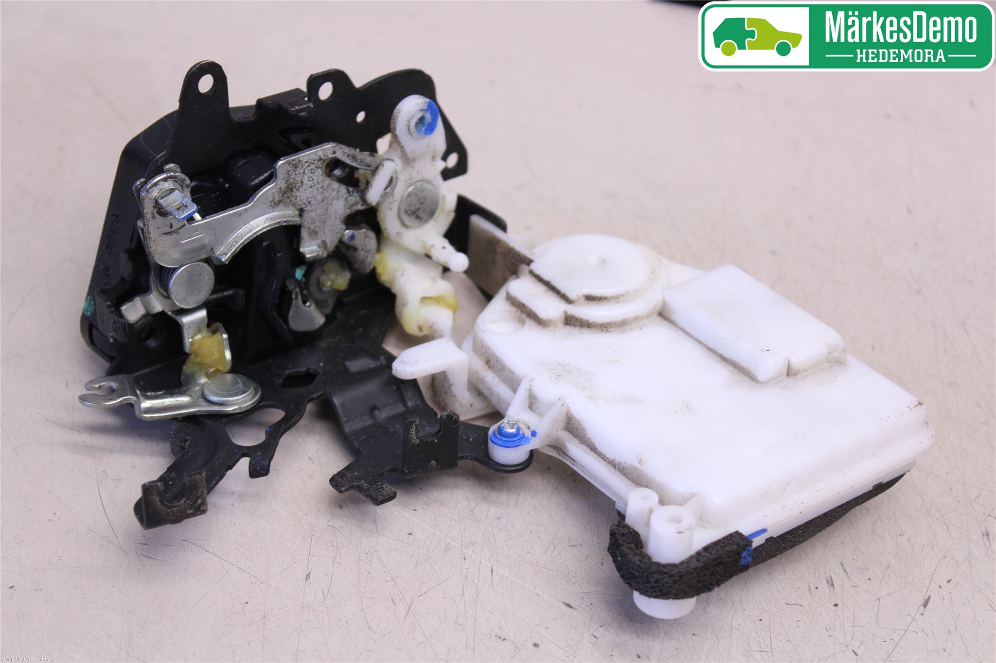 Ford RANGER EU/USA 07-11 Dørlås - Låsekasse