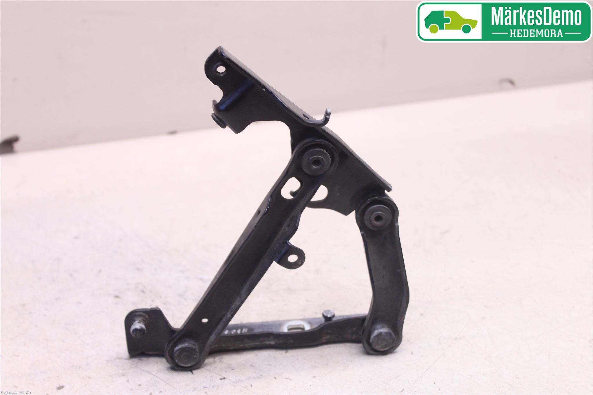 Mercedes-Benz MB CLS (C219) 03-11 Panser Hengsel - Hengsler