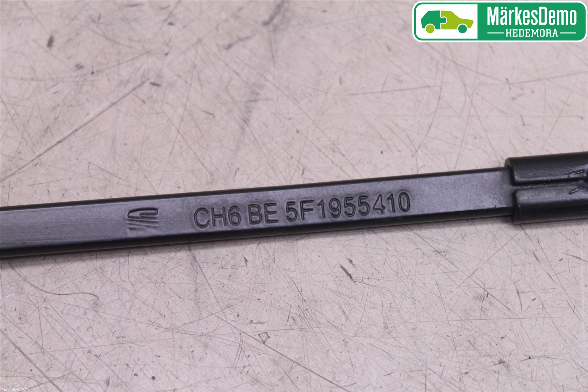 Seat LEON 13-20 Viskerarm-Armer Frontrute