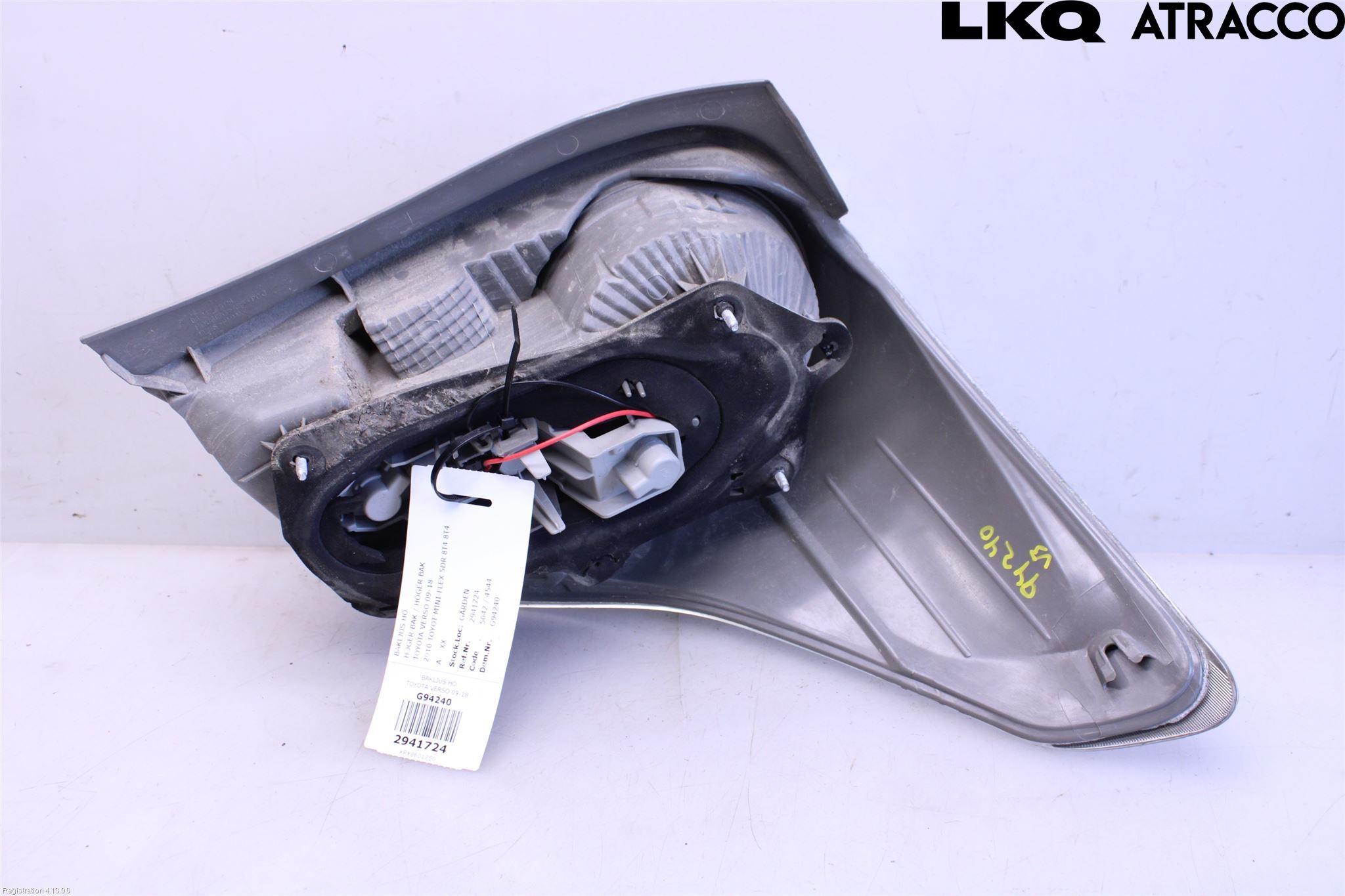 Toyota VERSO 09-18 Baklykt Venstre