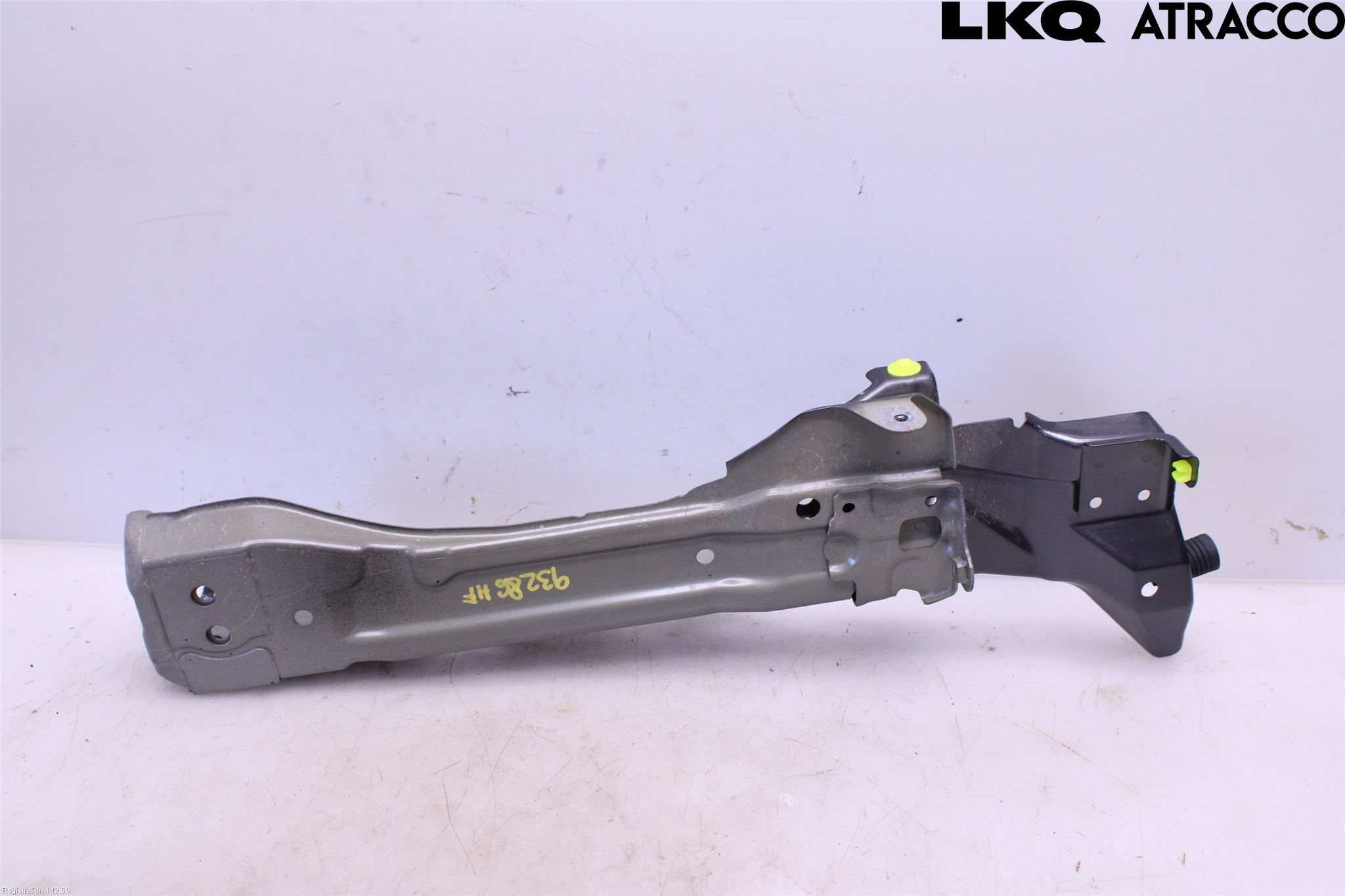 Toyota C-HR 24- Radiator Feste - Ramme - Bjelk